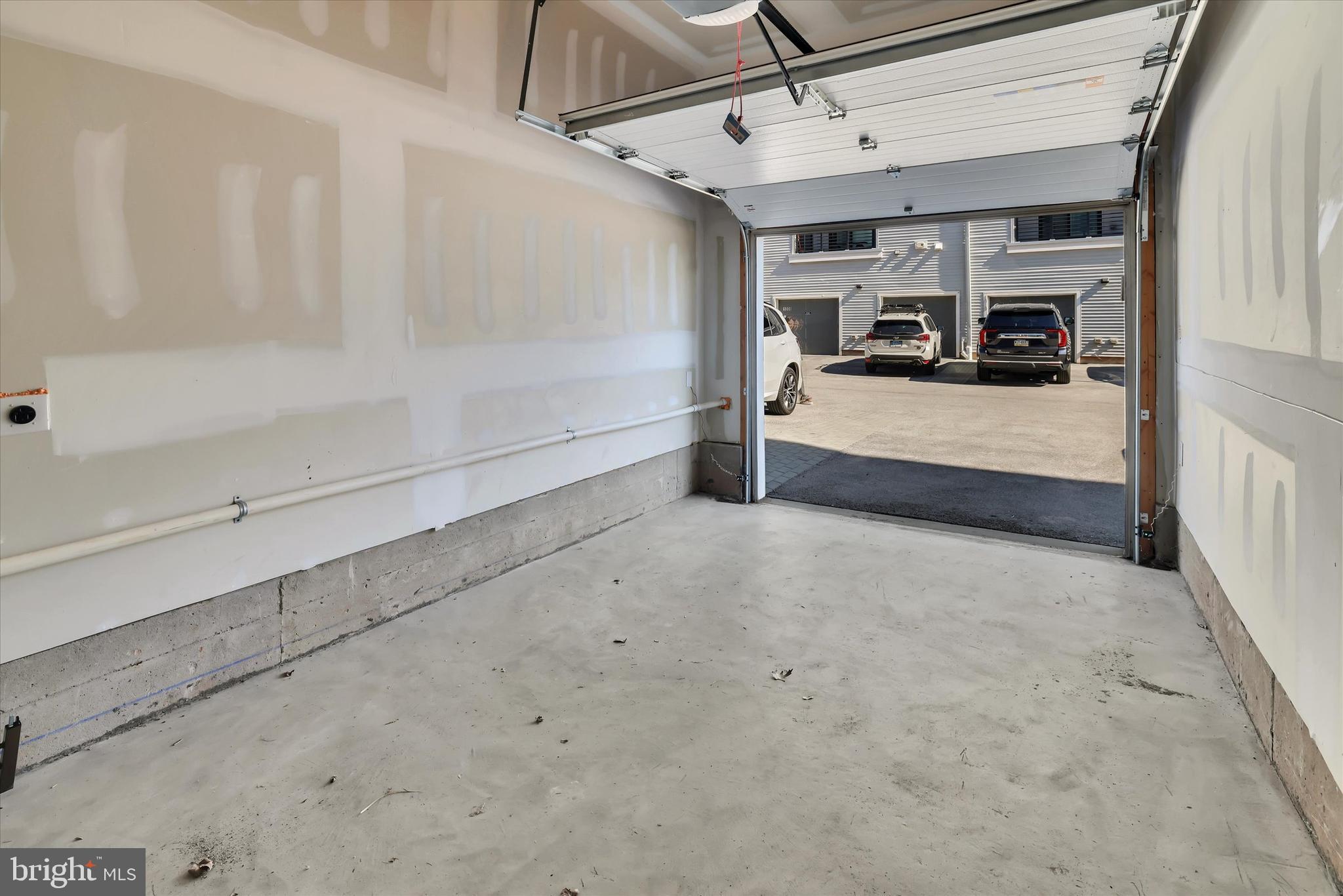 OVERLOOK AT TOWN CENTER - Residential