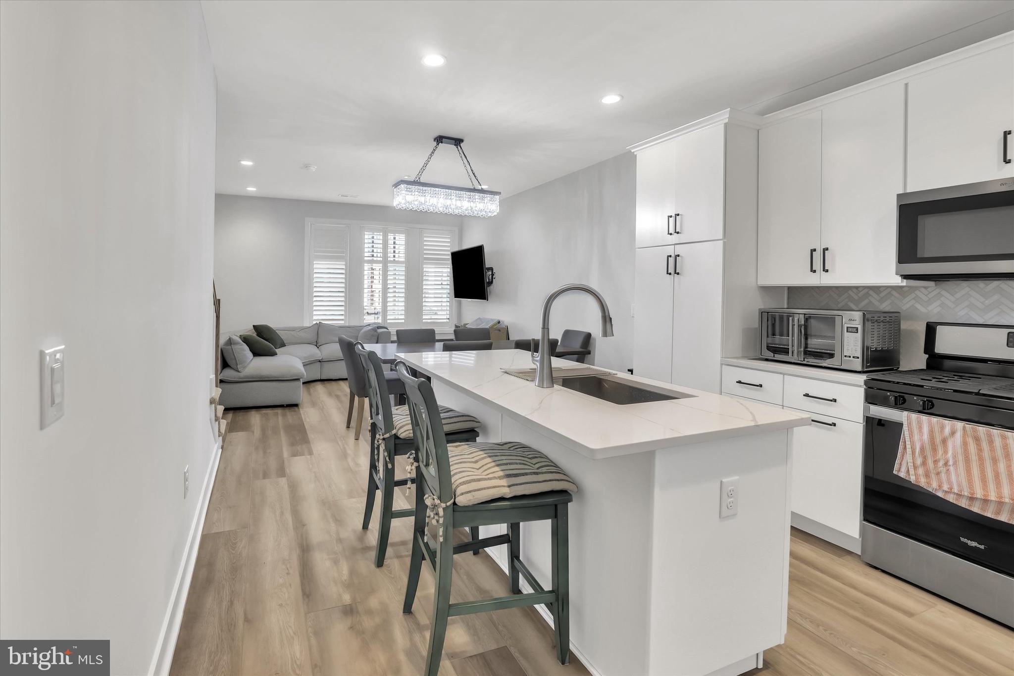 OVERLOOK AT TOWN CENTER - Residential