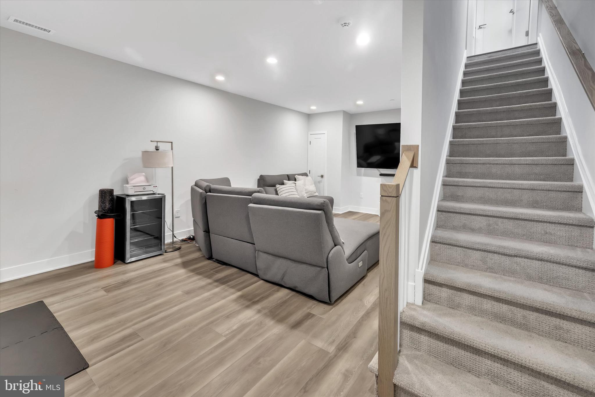 OVERLOOK AT TOWN CENTER - Residential