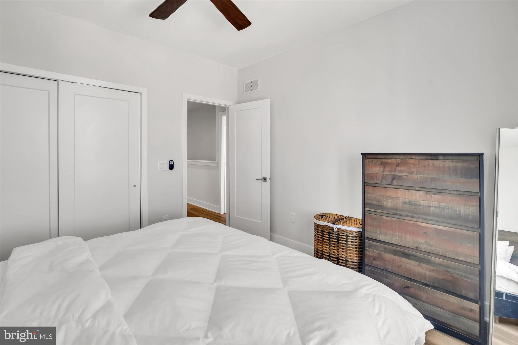 OVERLOOK AT TOWN CENTER - Residential