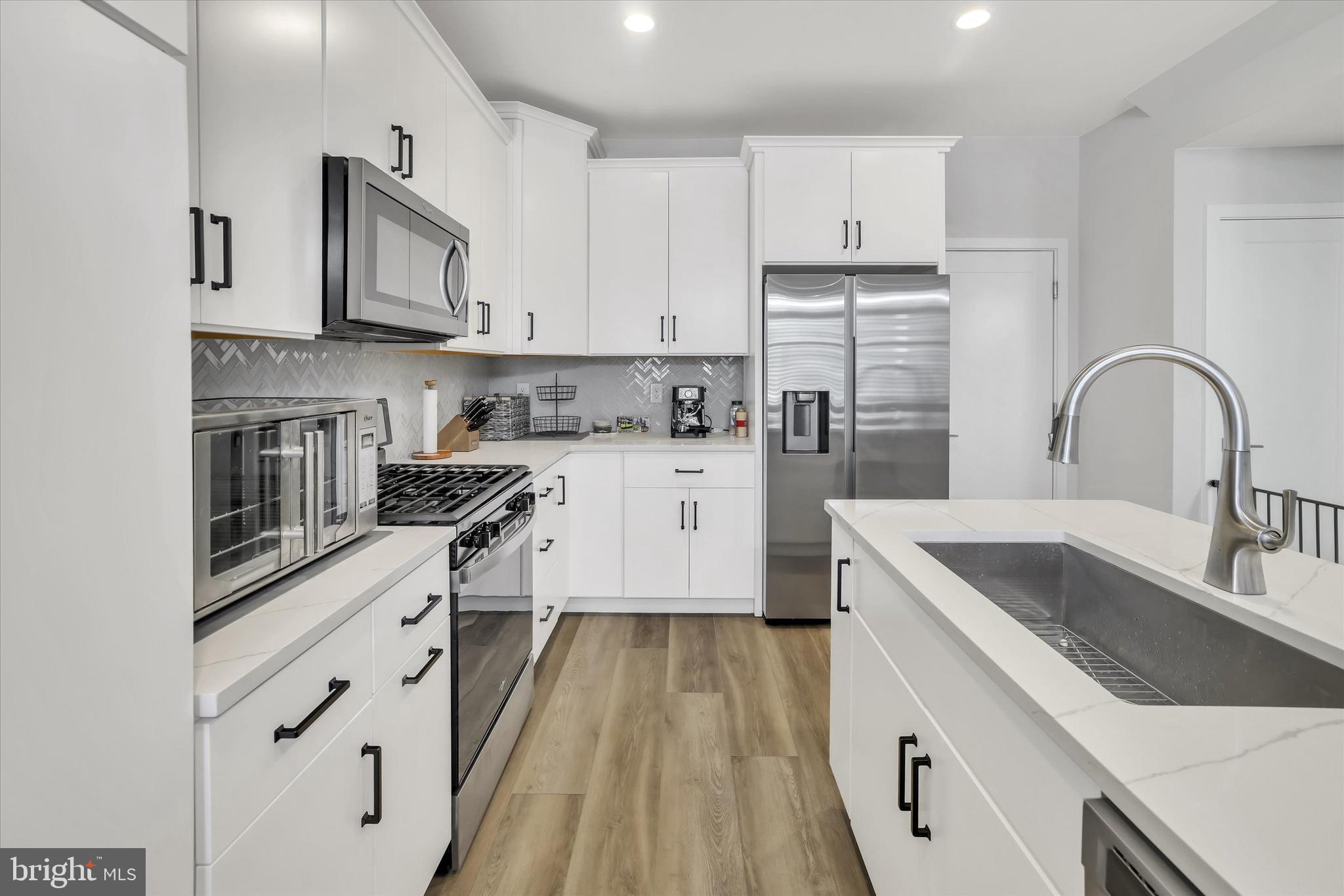 OVERLOOK AT TOWN CENTER - Residential