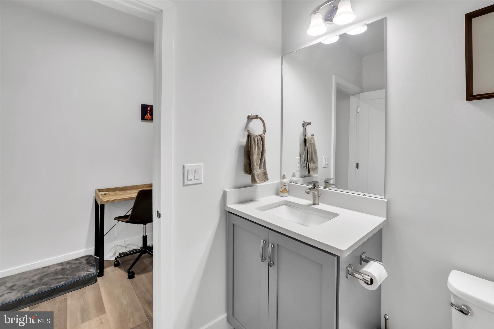 OVERLOOK AT TOWN CENTER - Residential