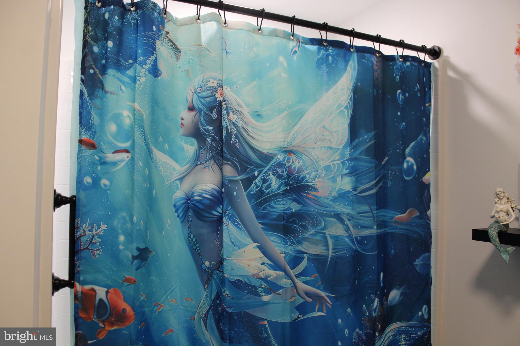 CREEKSIDE MANOR - Residential