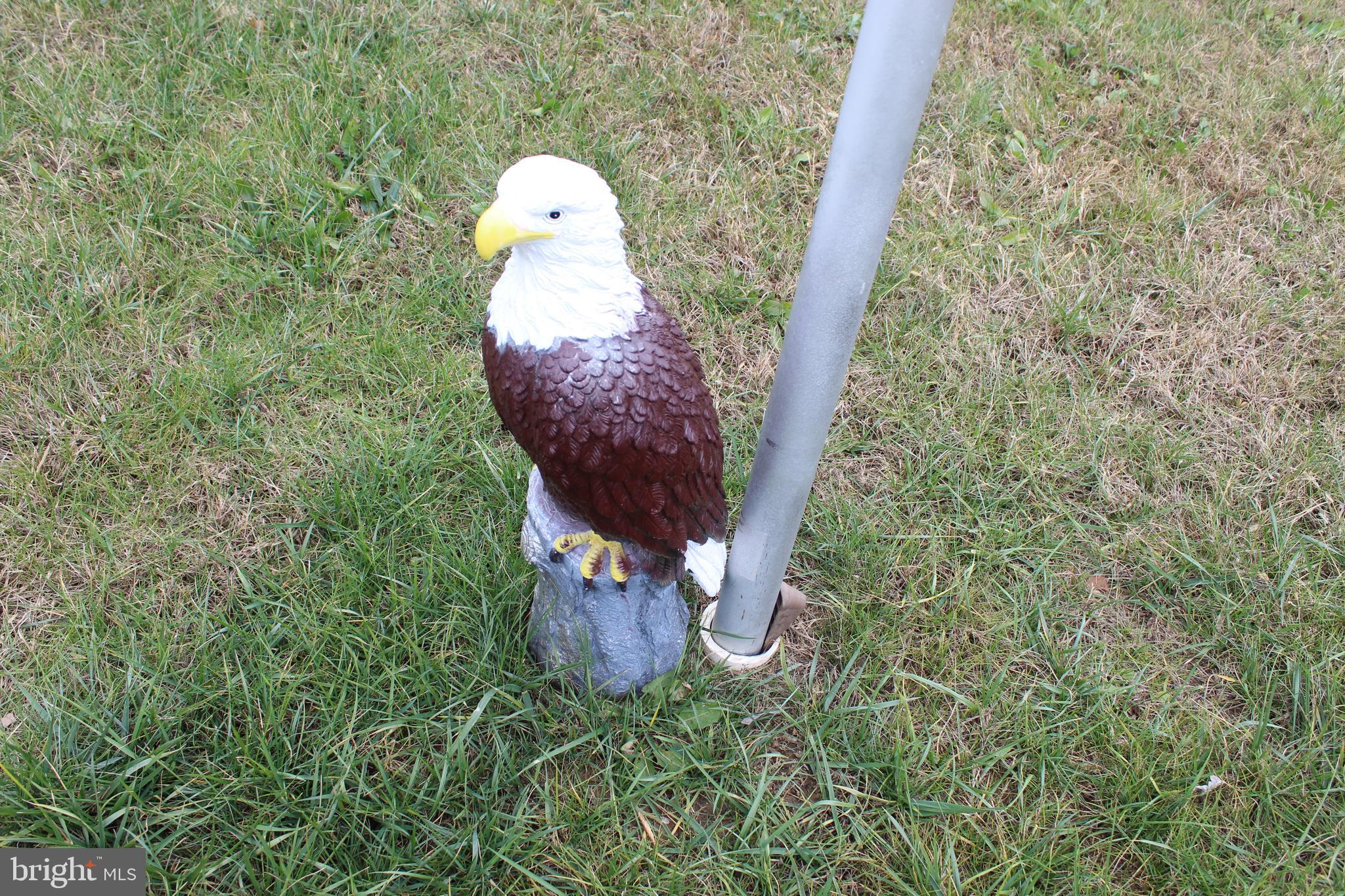 CREEKSIDE MANOR - Residential