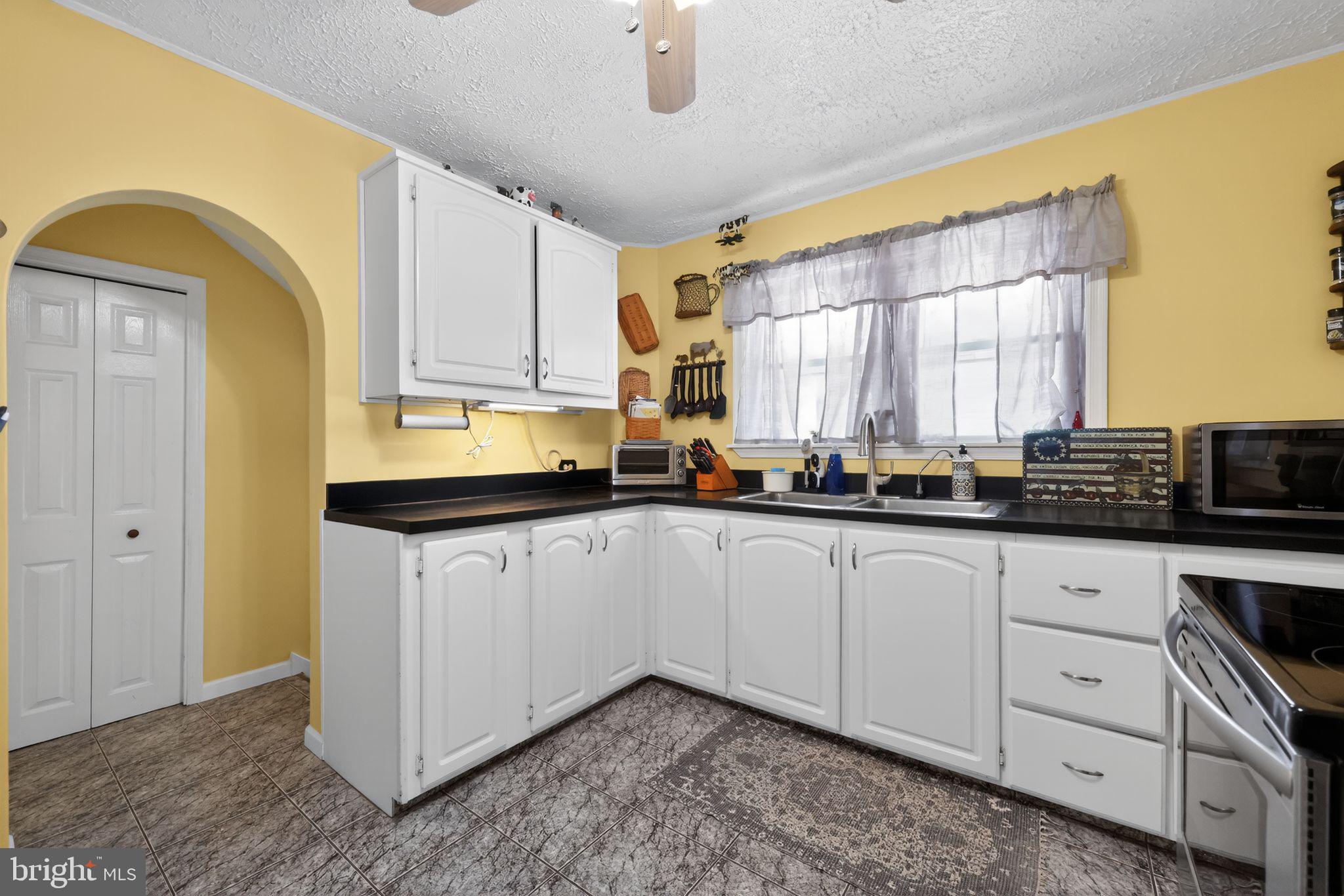 EDDINGTON GDNS - Residential