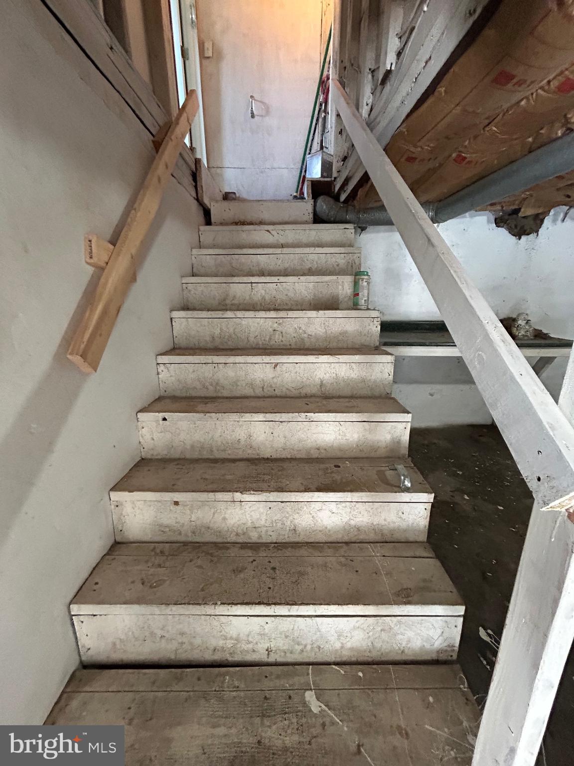 EAST SIDE - Residential