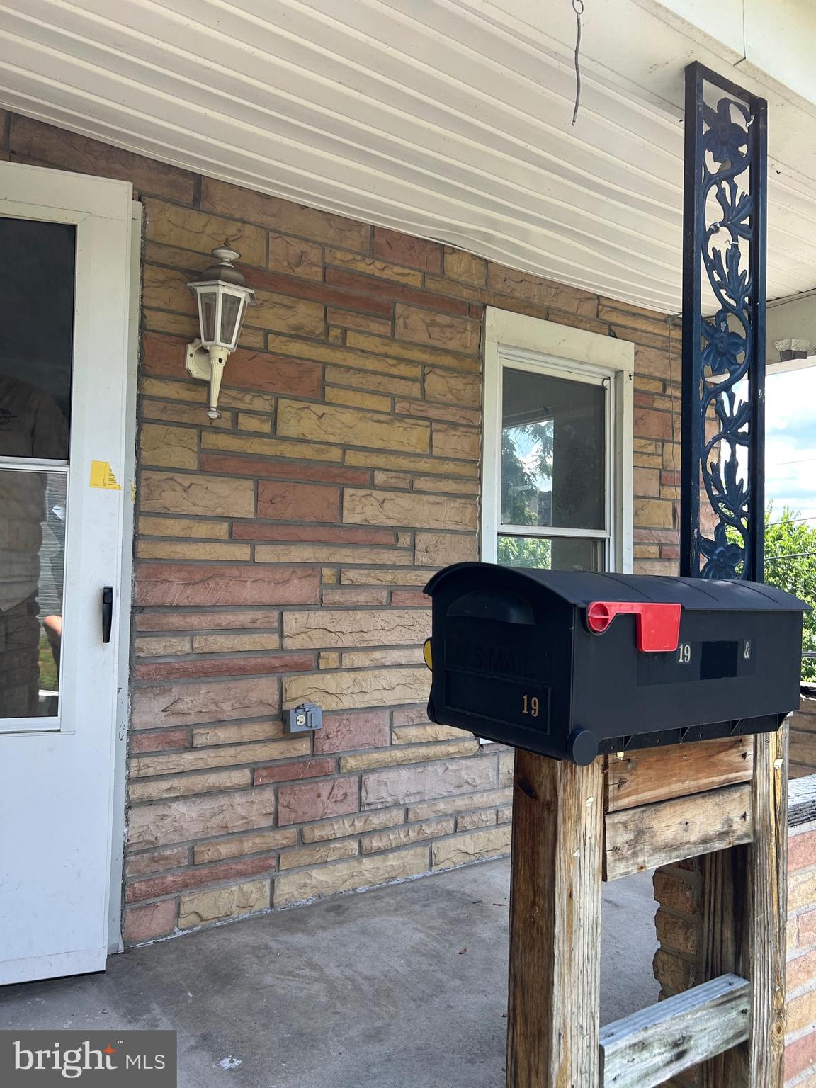 EAST SIDE - Residential