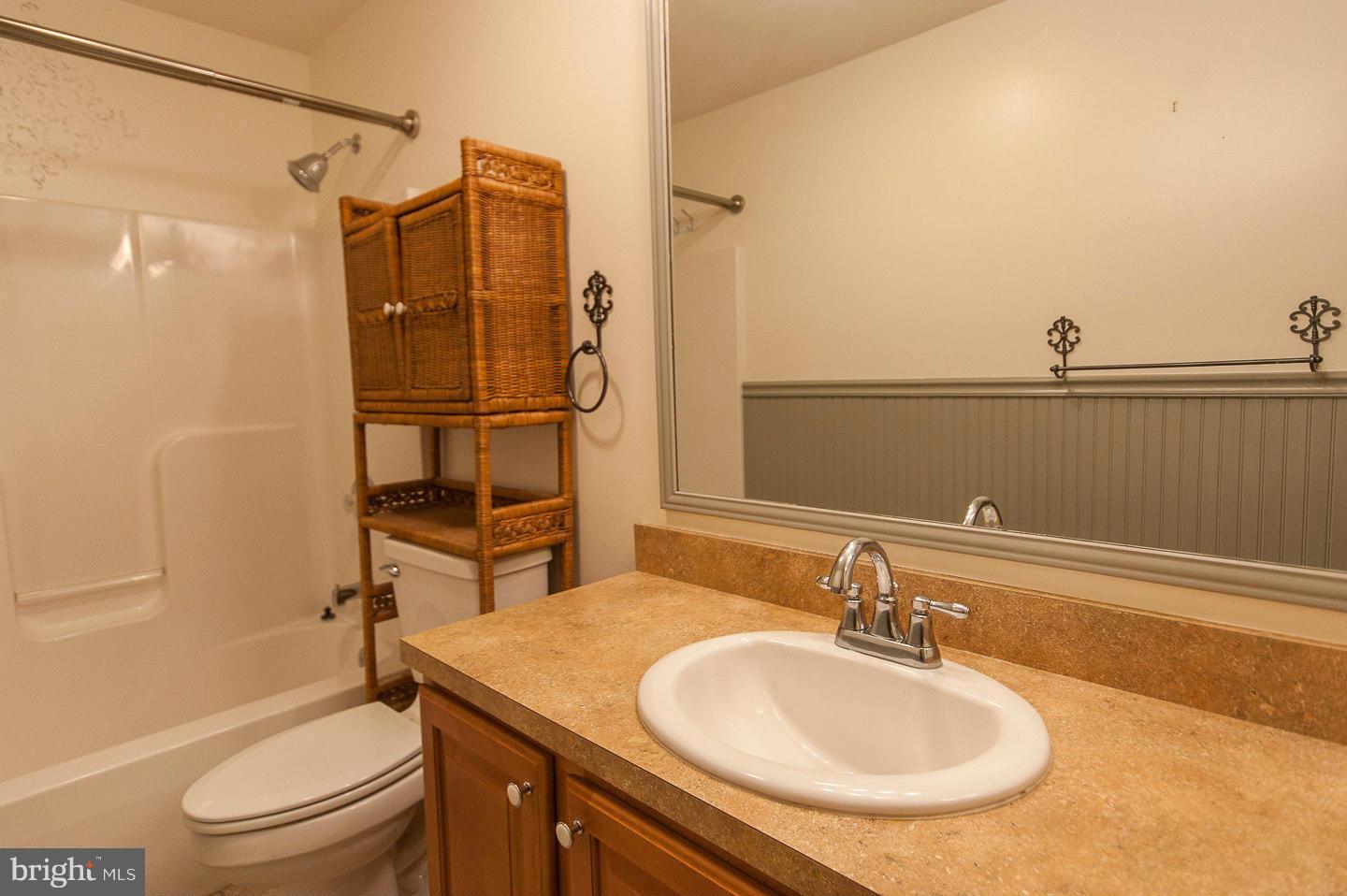 TALL PINES - Residential