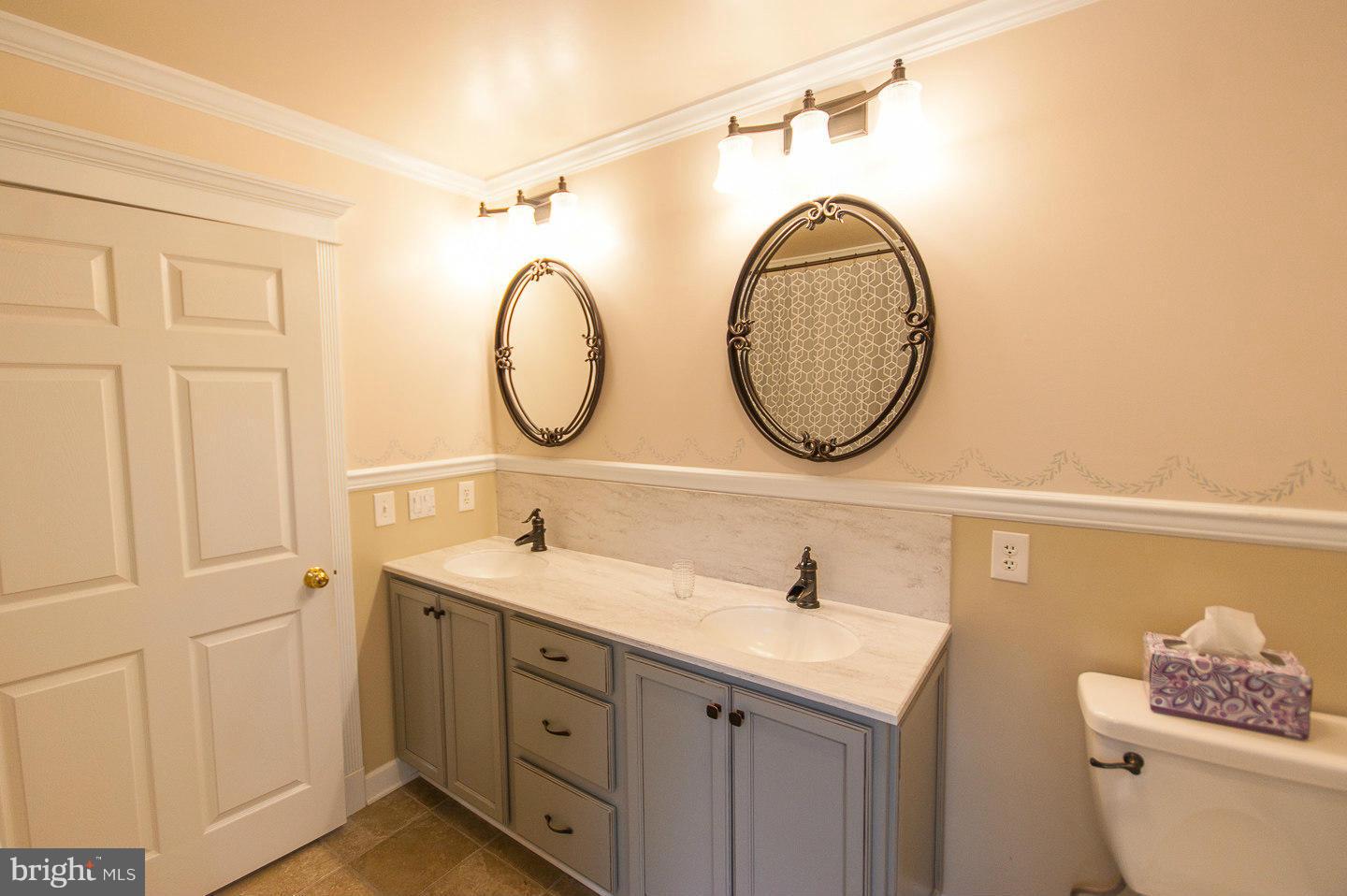 TALL PINES - Residential