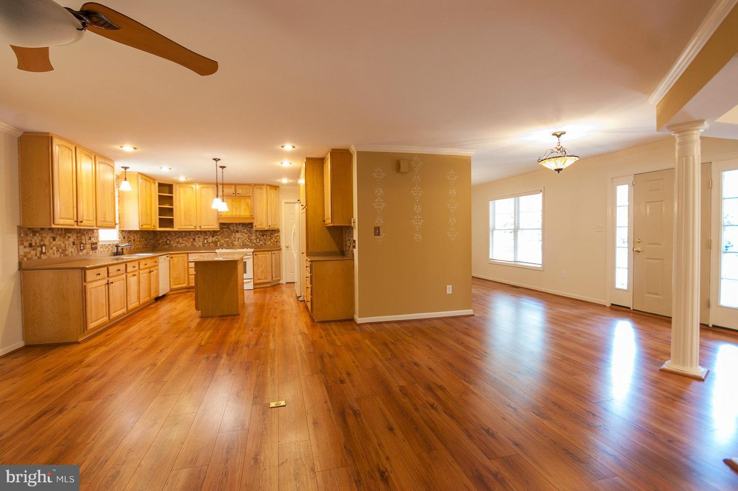 TALL PINES - Residential