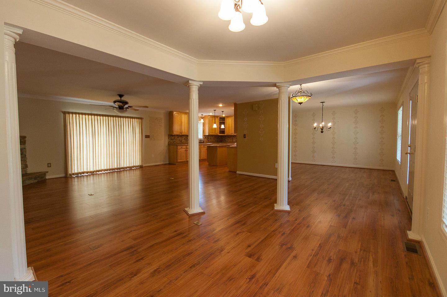 TALL PINES - Residential