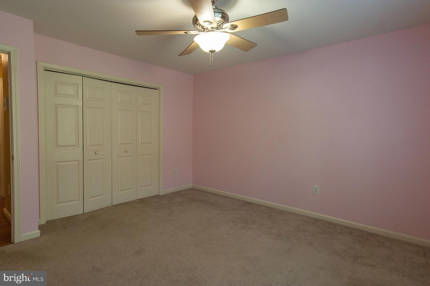 TALL PINES - Residential