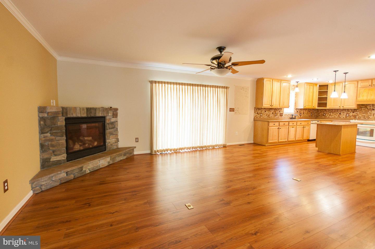 TALL PINES - Residential