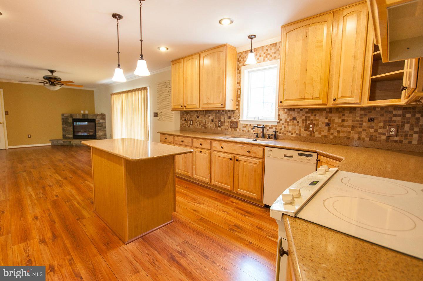 TALL PINES - Residential