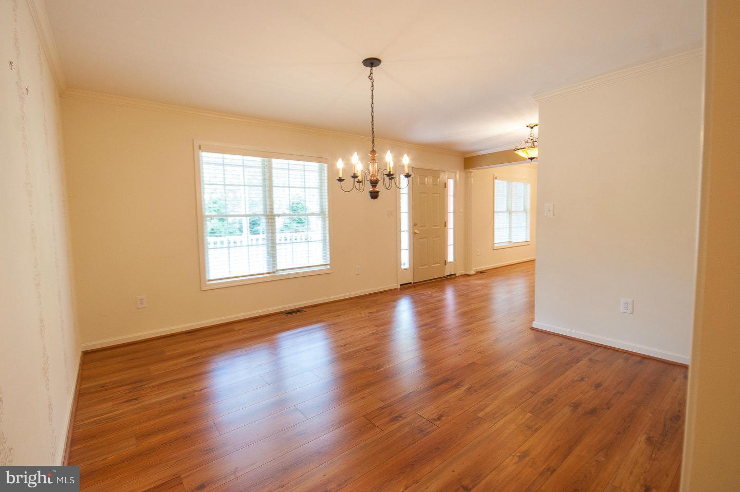 TALL PINES - Residential