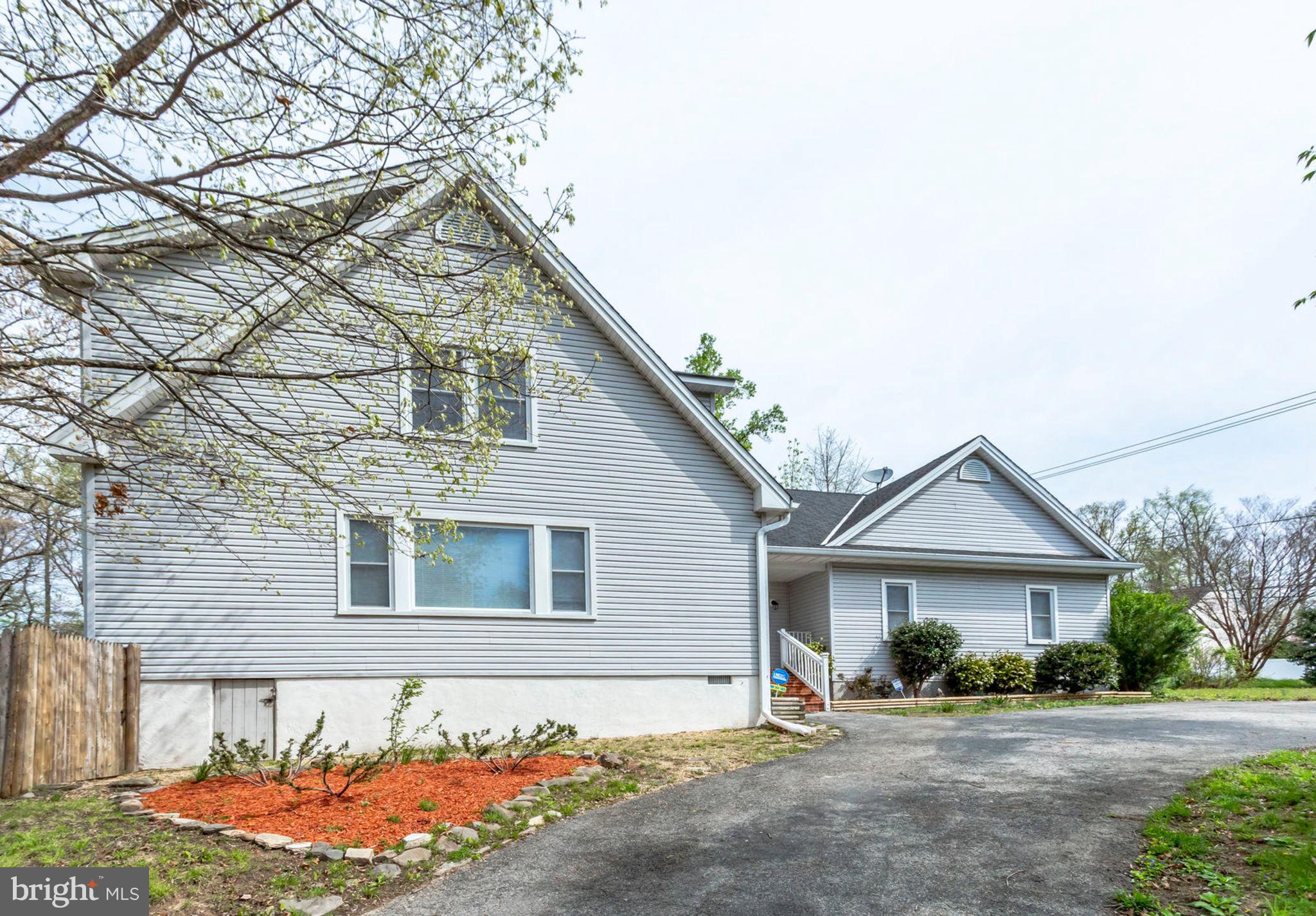 FORT WASHINGTON - Residential