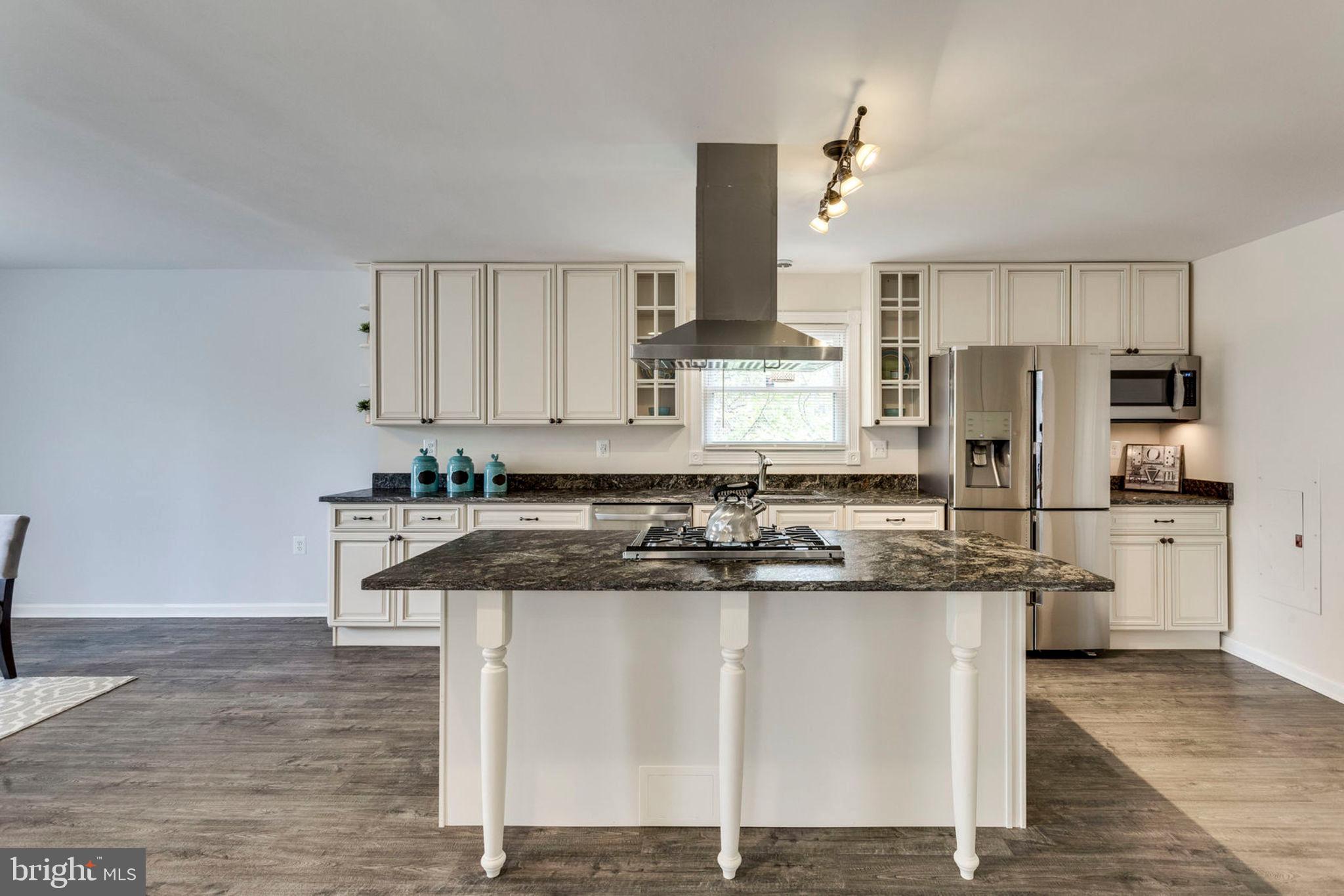 FORT WASHINGTON - Residential