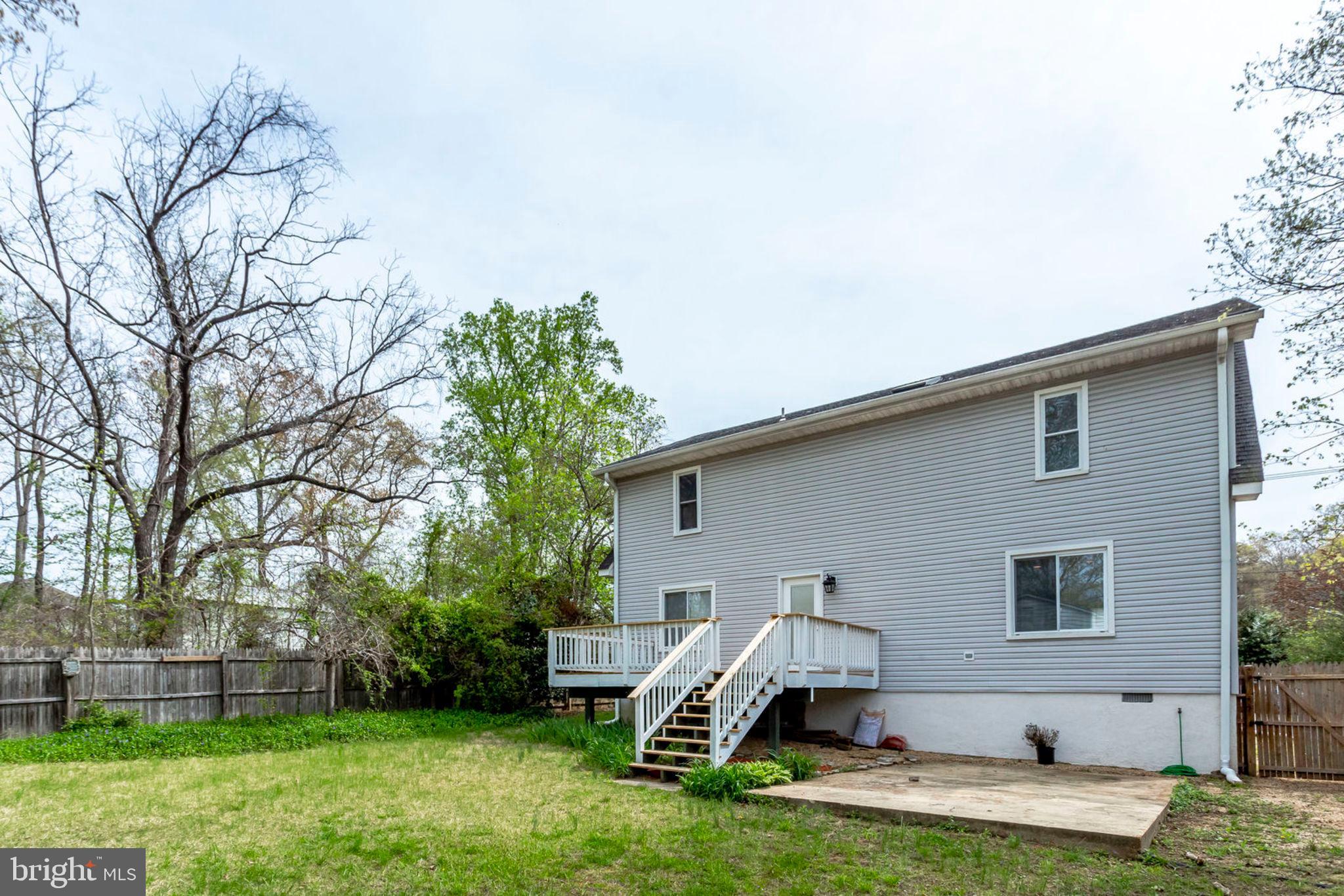 FORT WASHINGTON - Residential