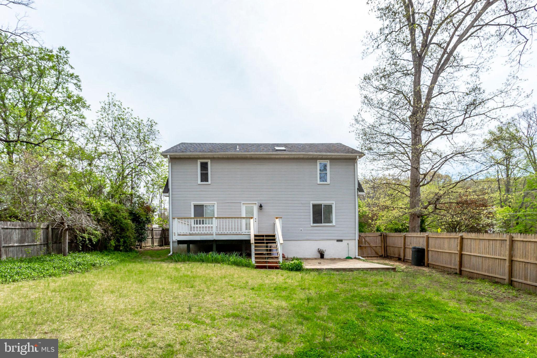 FORT WASHINGTON - Residential