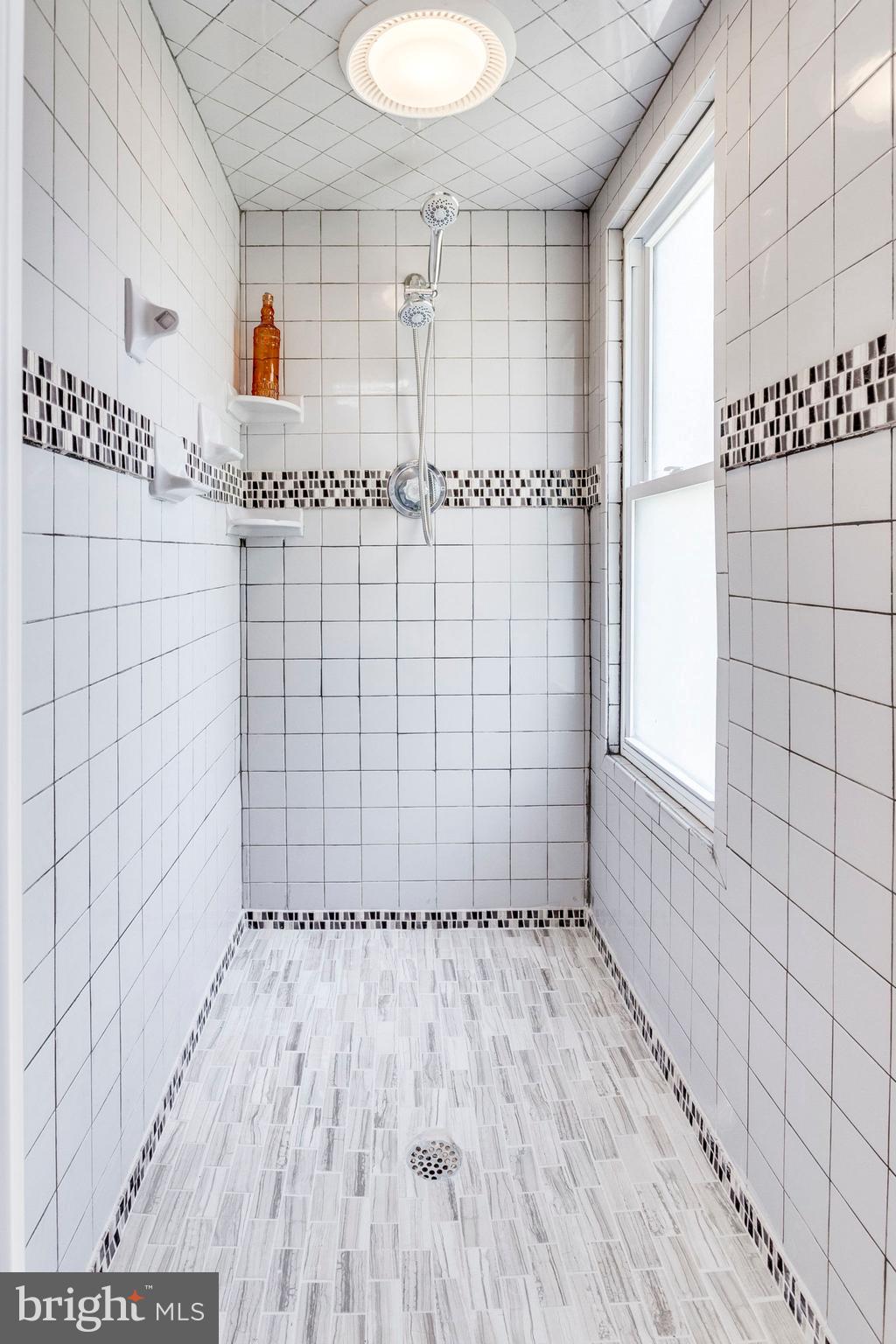 FORT WASHINGTON - Residential