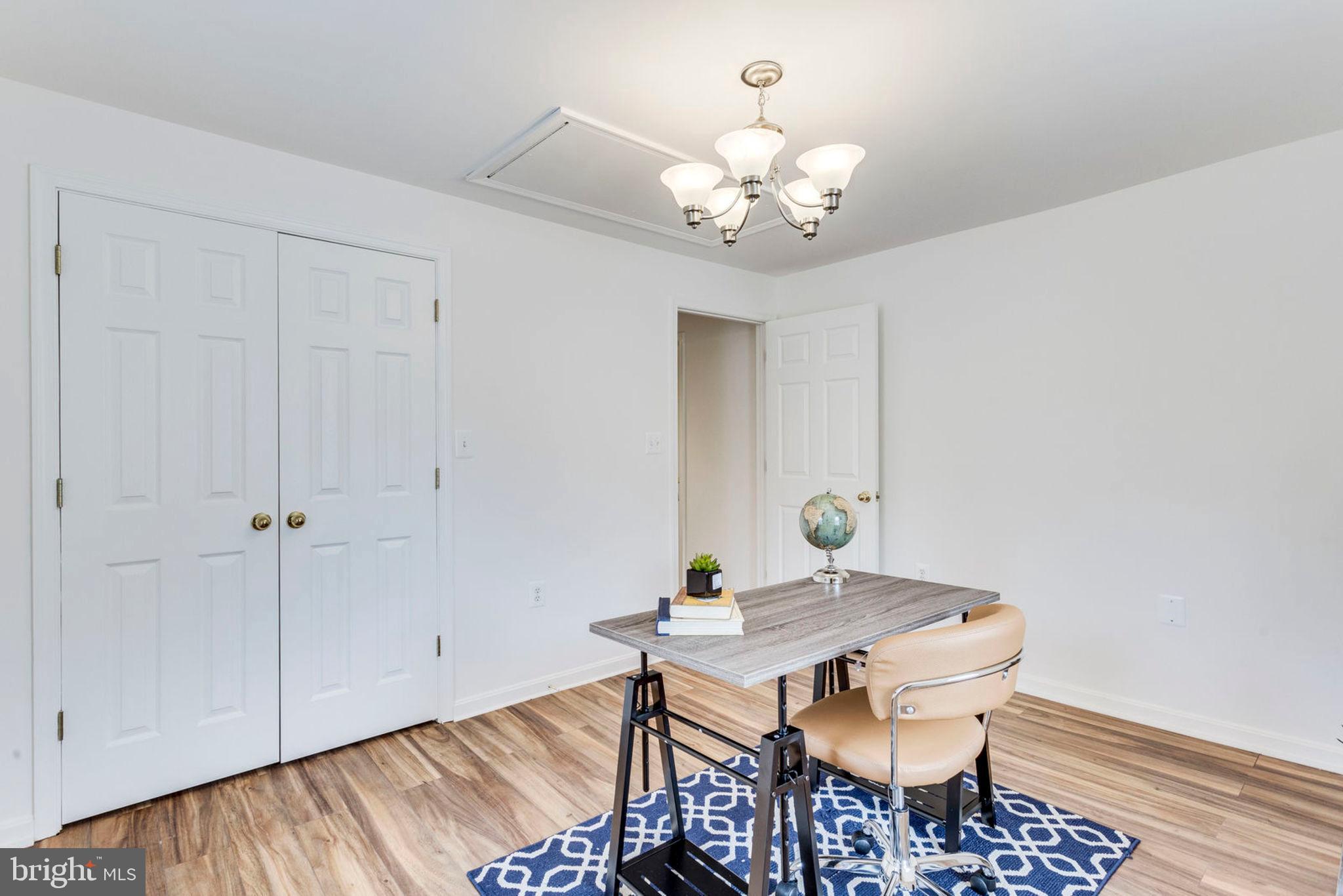 FORT WASHINGTON - Residential