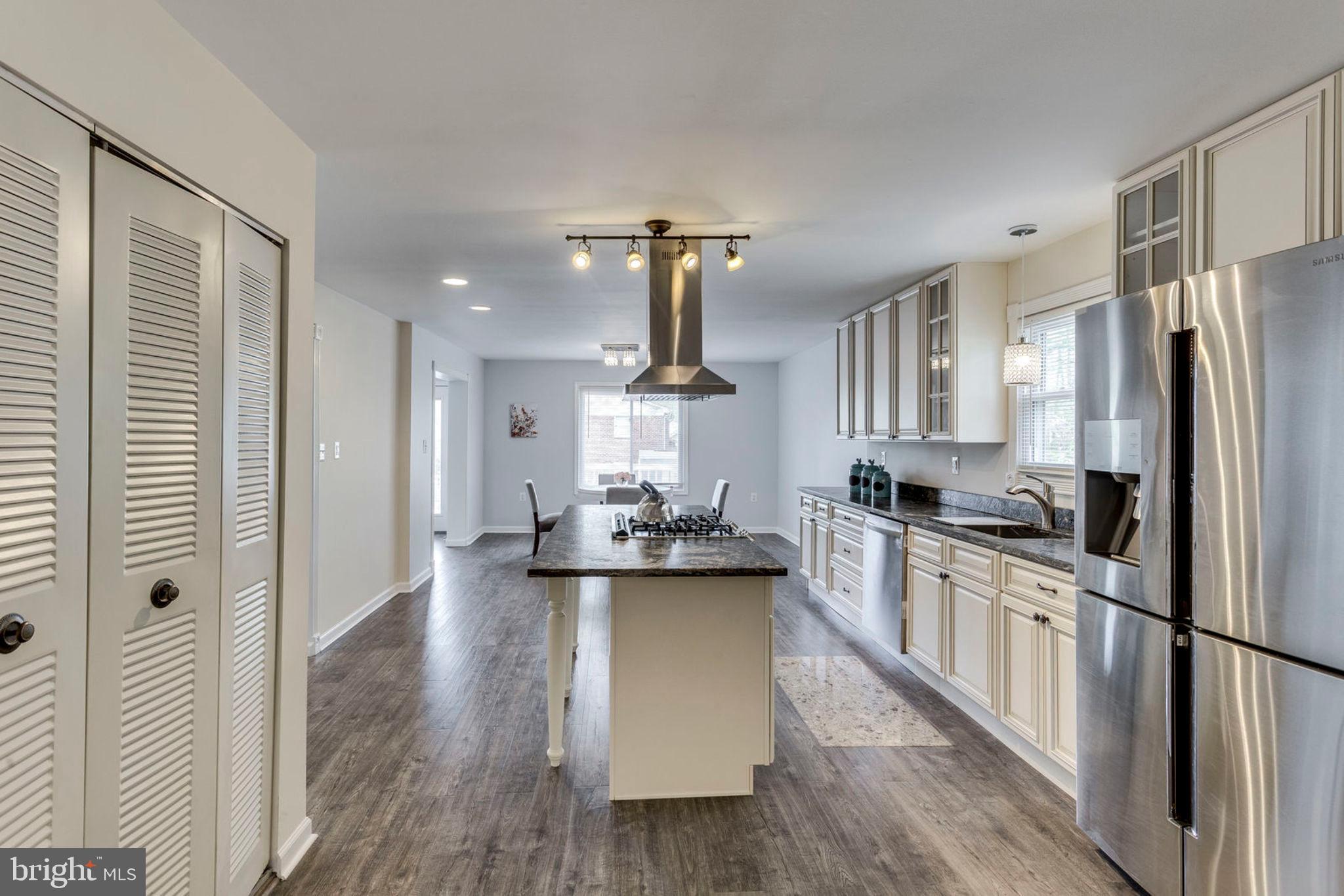 FORT WASHINGTON - Residential