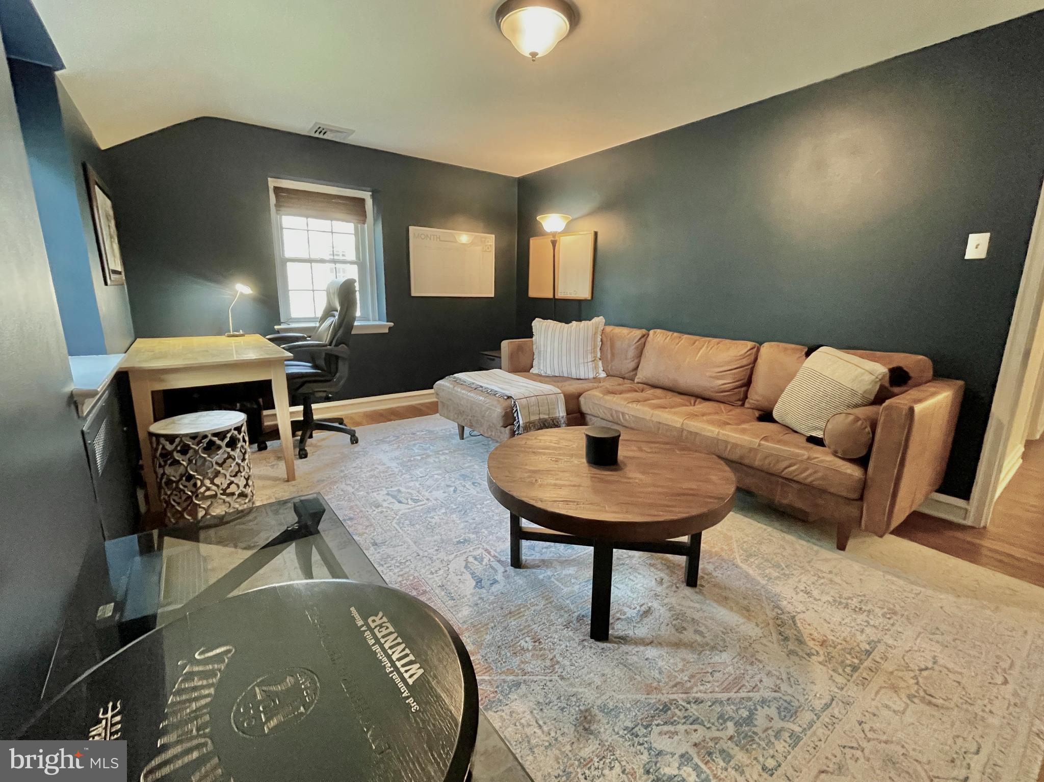 PENN WYNNE - Residential Lease