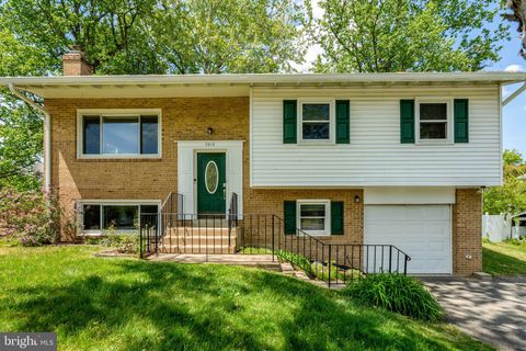 Photo of 7212 Galgate Drive, SPRINGFIELD, VA 22153 (MLS # VAFX2304310)