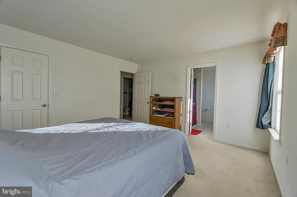 STONEBROOK VILLAGE - Residential