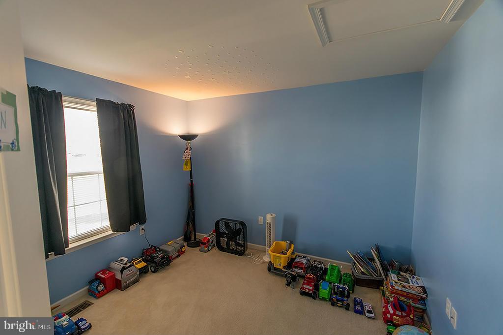 STONEBROOK VILLAGE - Residential