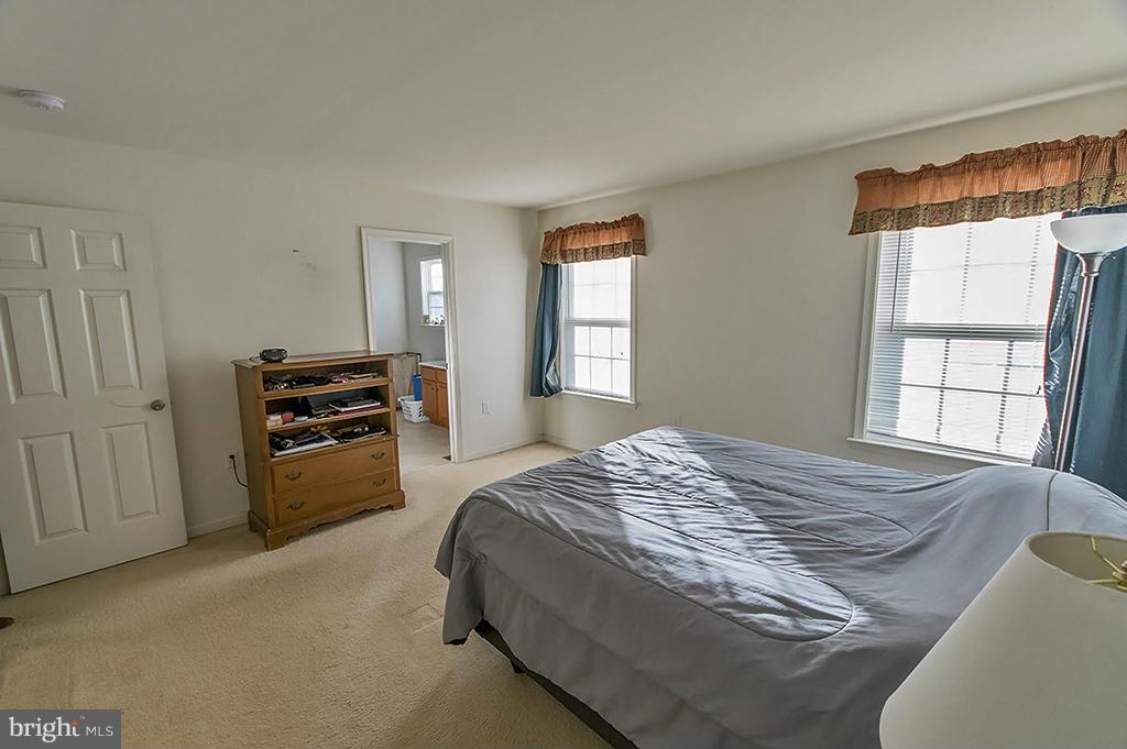 STONEBROOK VILLAGE - Residential