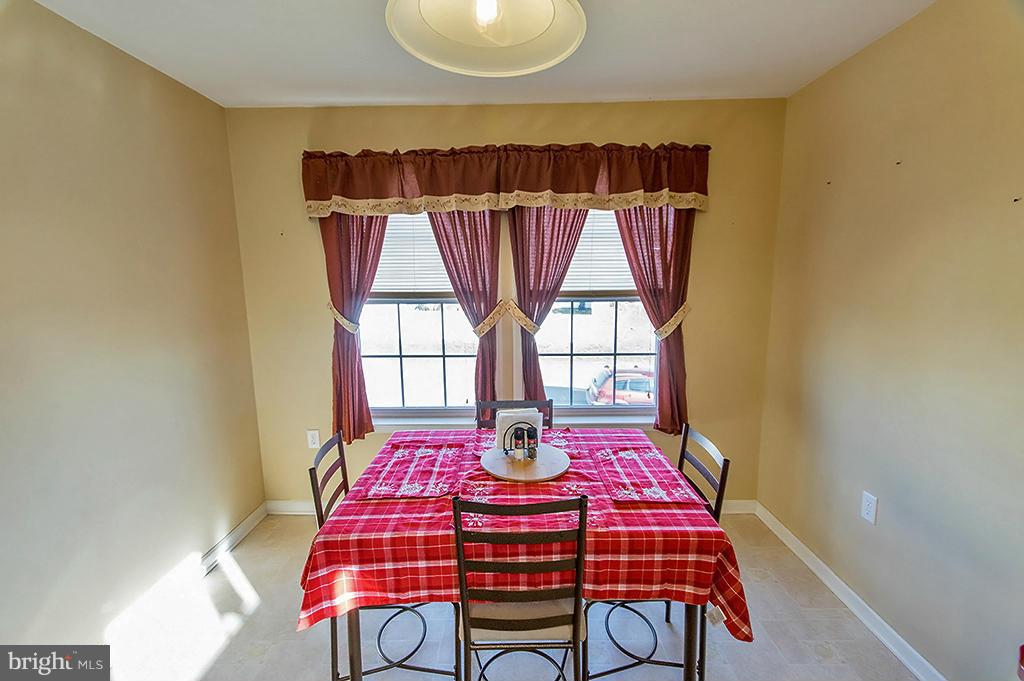 STONEBROOK VILLAGE - Residential