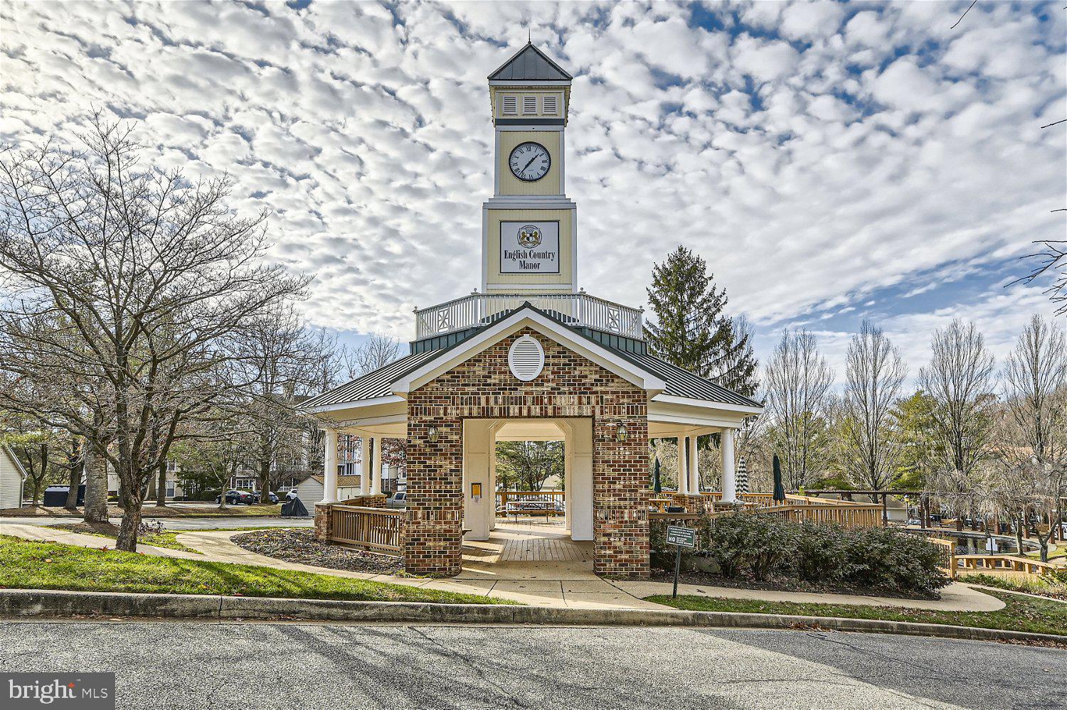 ENGLISH COUNTRY MANOR - Residential