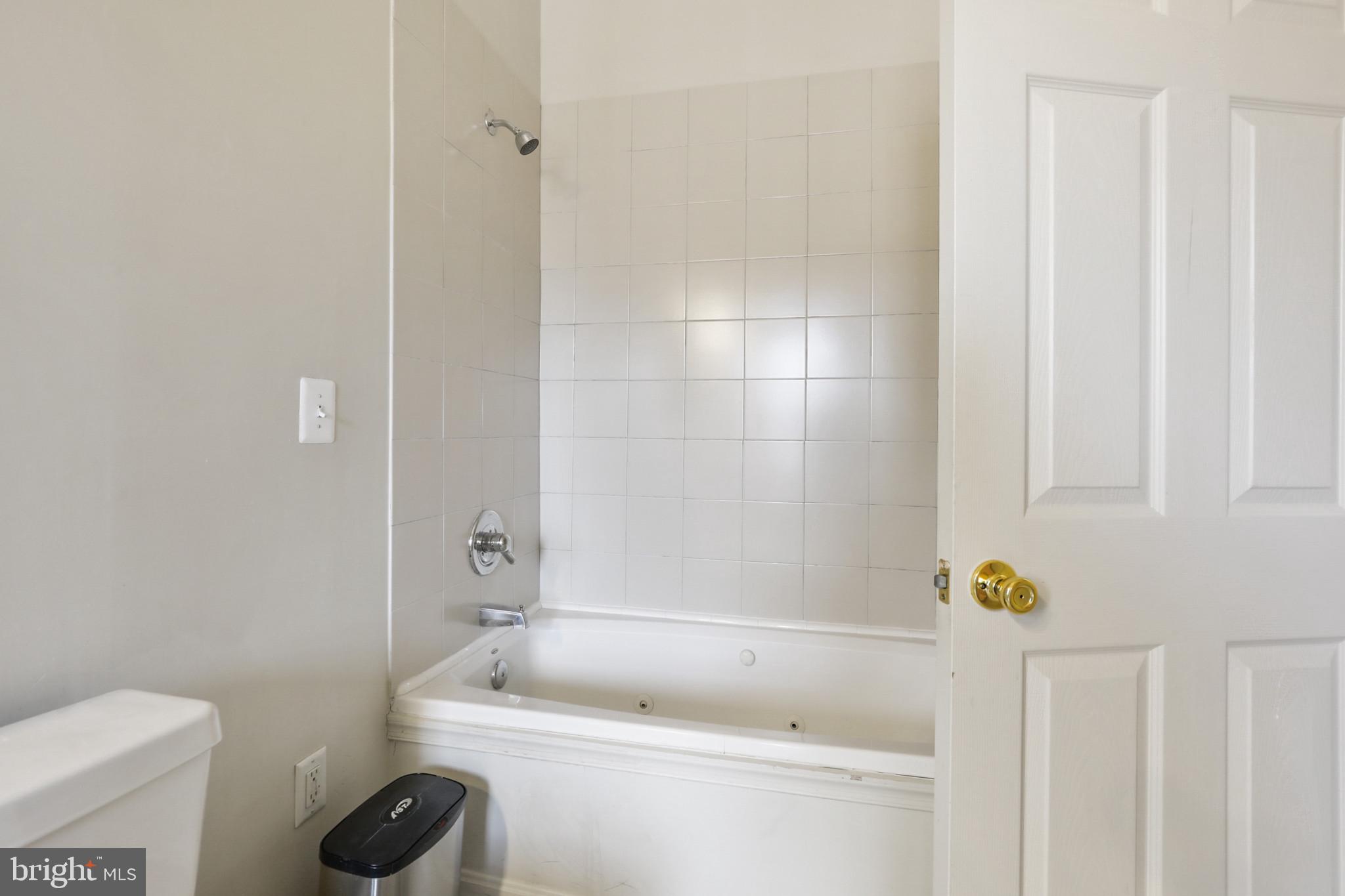 FELLS POINT HISTORIC DISTRICT - Residential