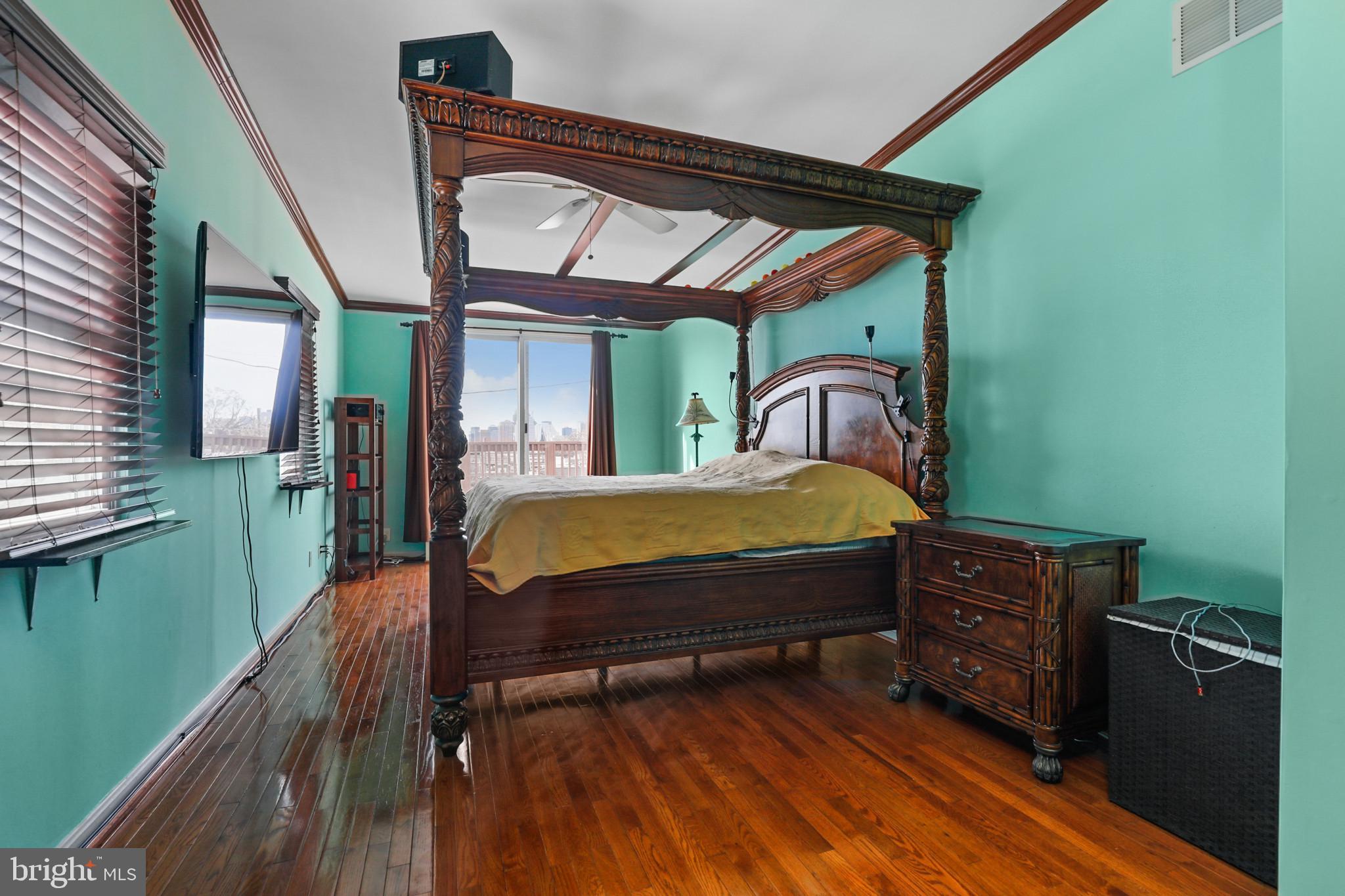 FELLS POINT HISTORIC DISTRICT - Residential