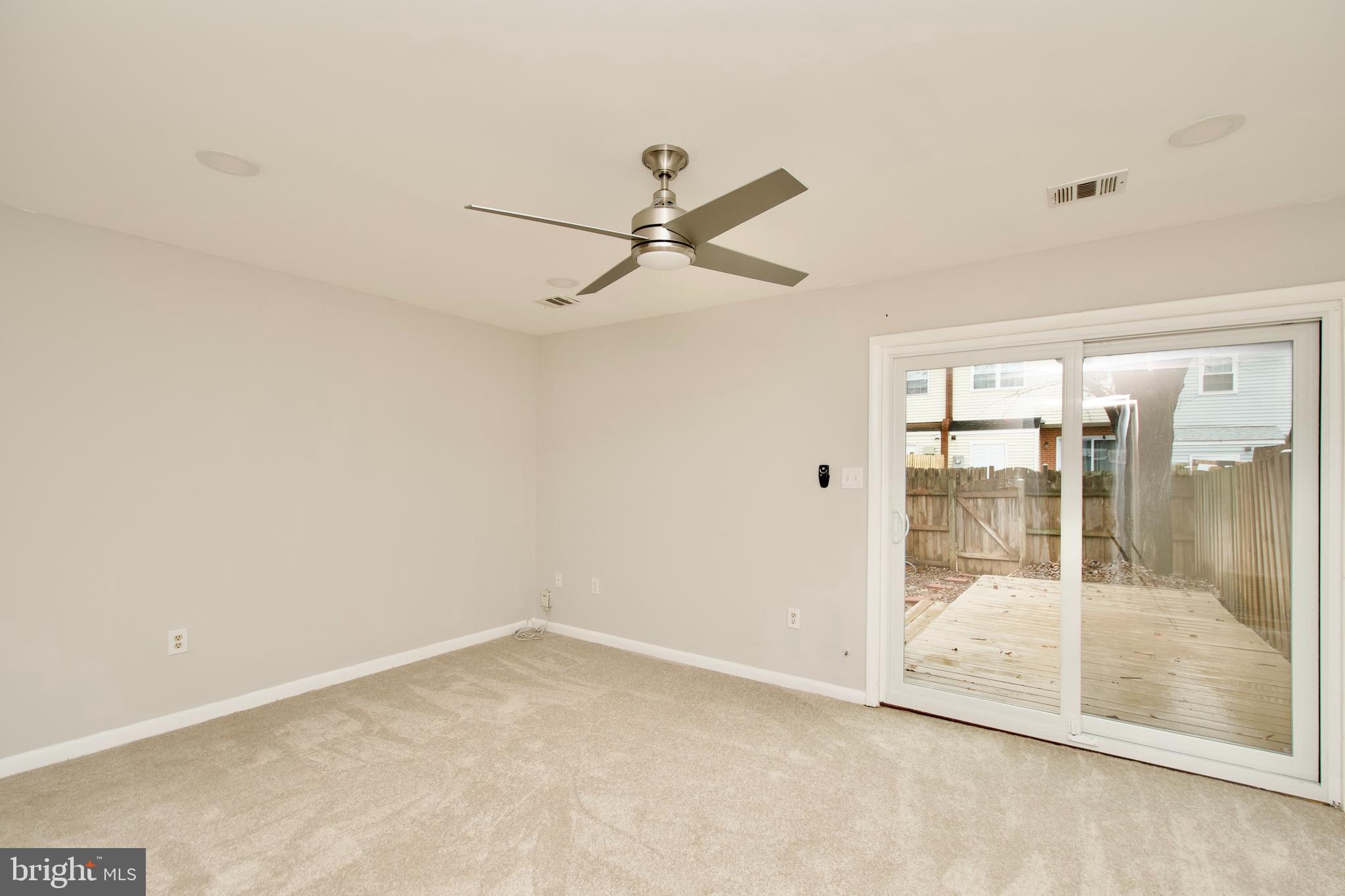 DALE CITY - Residential