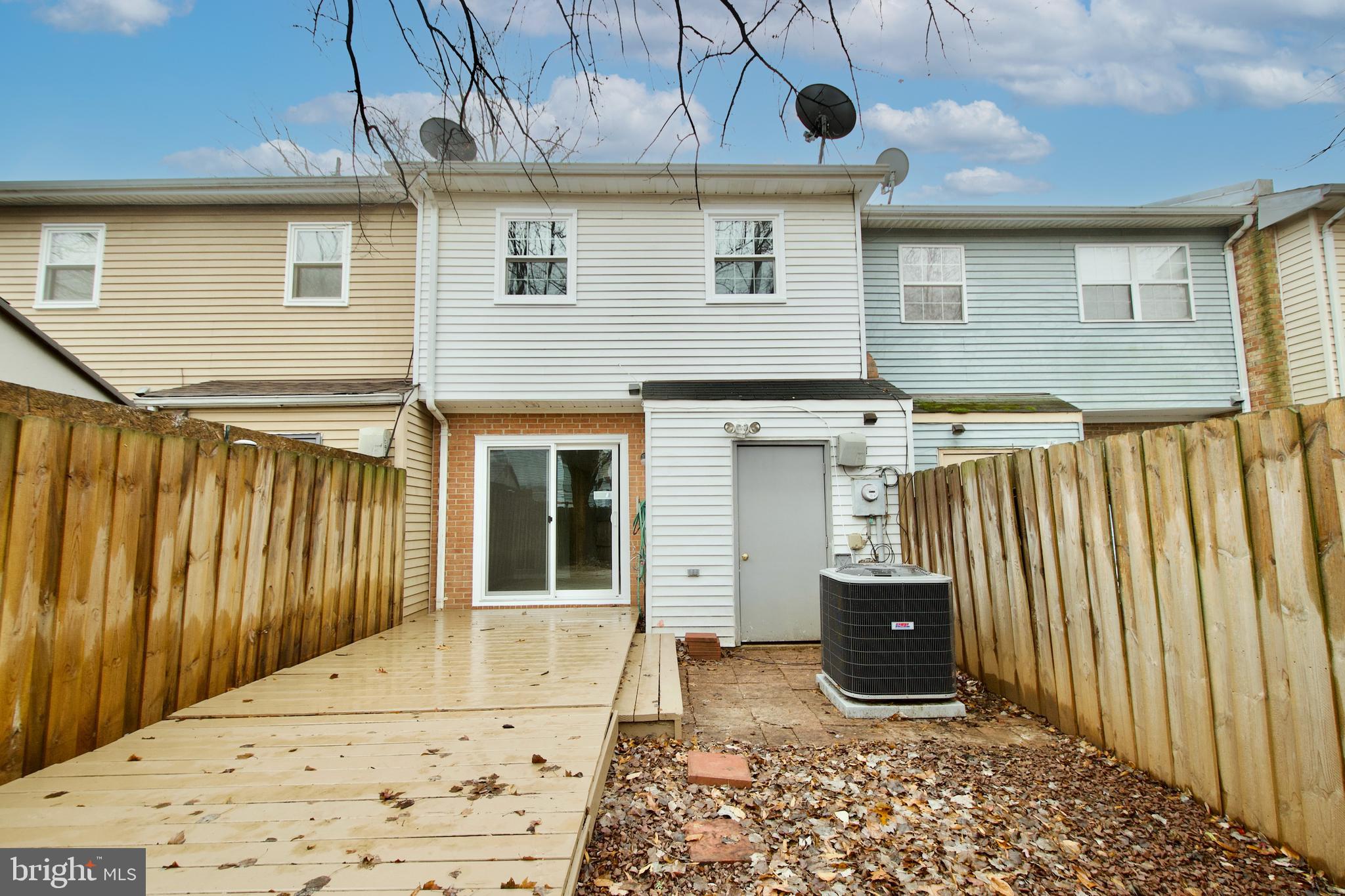 DALE CITY - Residential