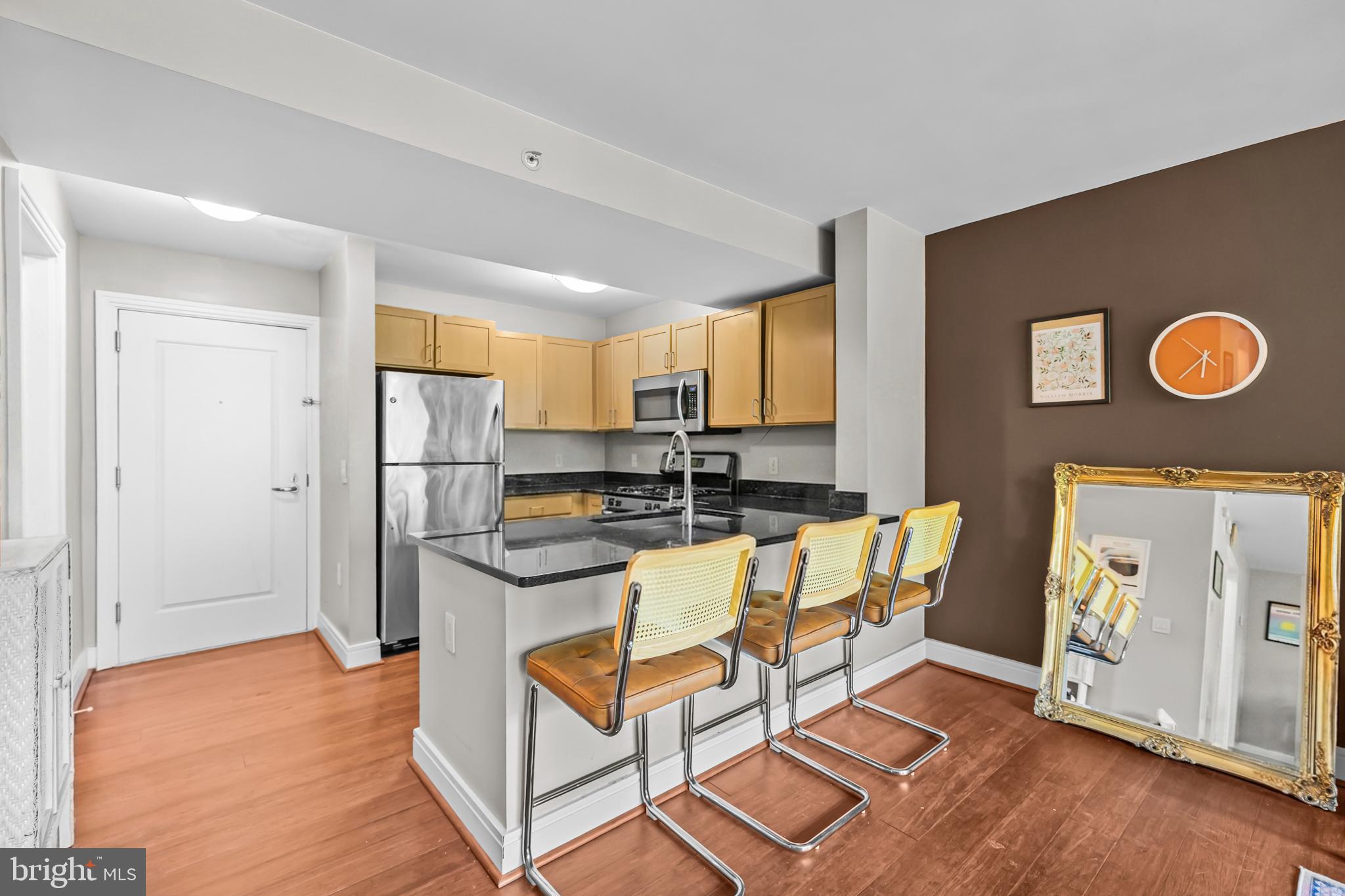 800 4TH STREET SW N305