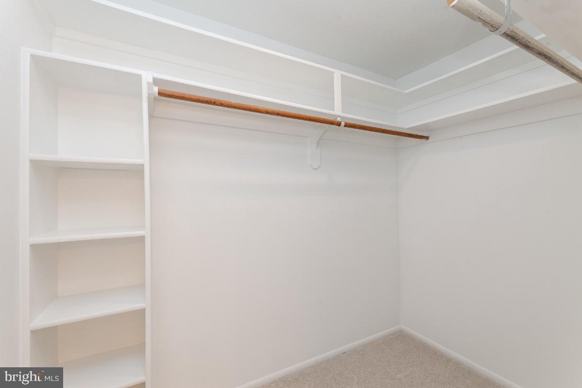 FARMINGDALE - Residential Lease