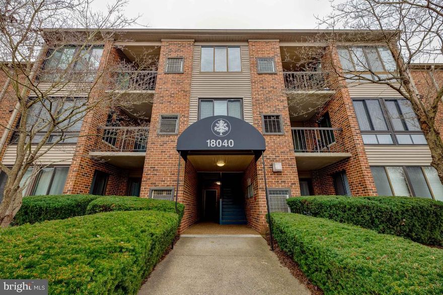 Welcome home to this beautifully updated 2 bedroom 2 bathroom condo in the heart of Germantown.  This spacious condo features a wood-burning fireplace, in unit washer and dryer, balcony and so much more. The kitchen features updated granite countertops, updated cabinets and a sunny breakfast nook.  The primary bedroom includes an en-suite bathroom and large walk-in closet. There is plenty of storage space as well! Grocery stores, restaurants and more just a few blocks away. Don't wait to see this one!