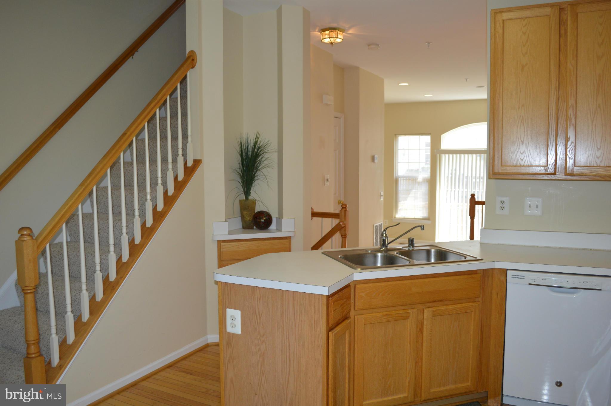 SUMMERS GROVE - Residential Lease