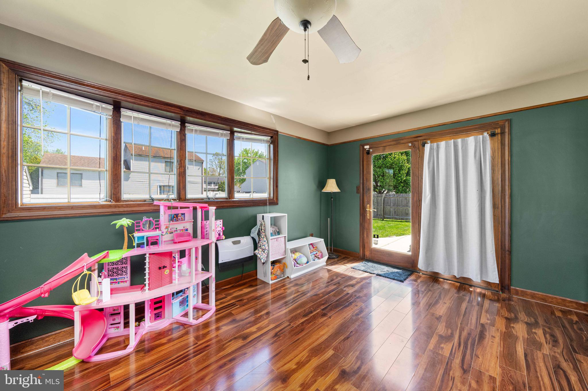 PORTER SQUARE - Residential