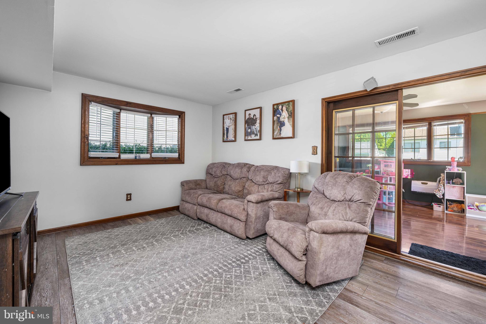 PORTER SQUARE - Residential