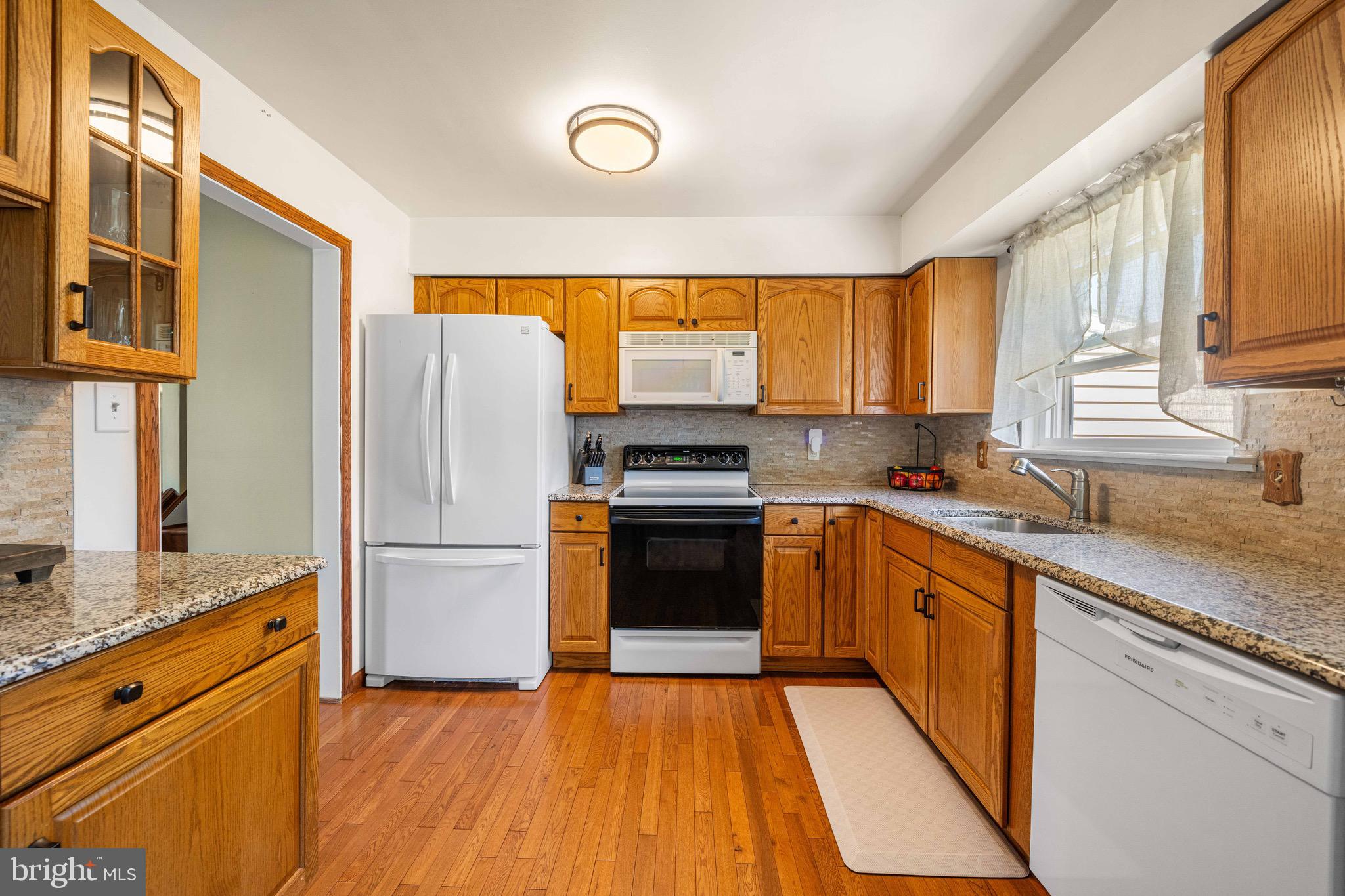 PORTER SQUARE - Residential