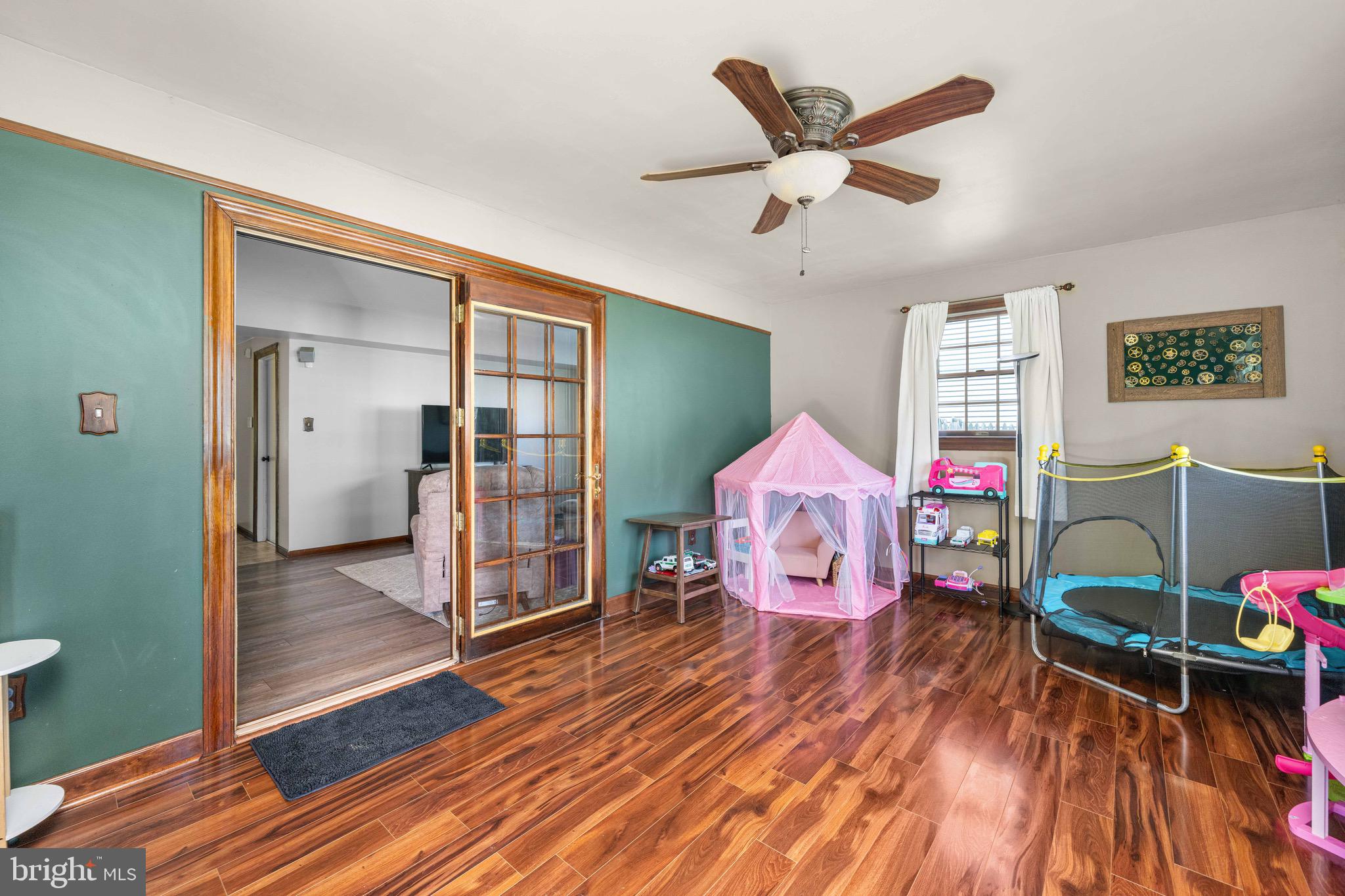 PORTER SQUARE - Residential