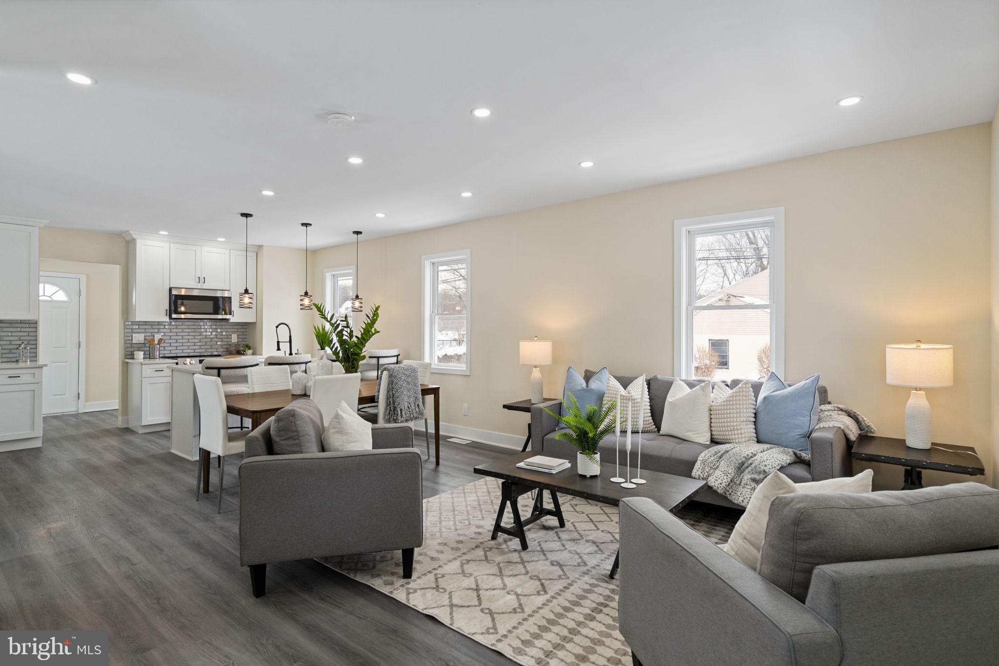 WILLOW GROVE - Residential