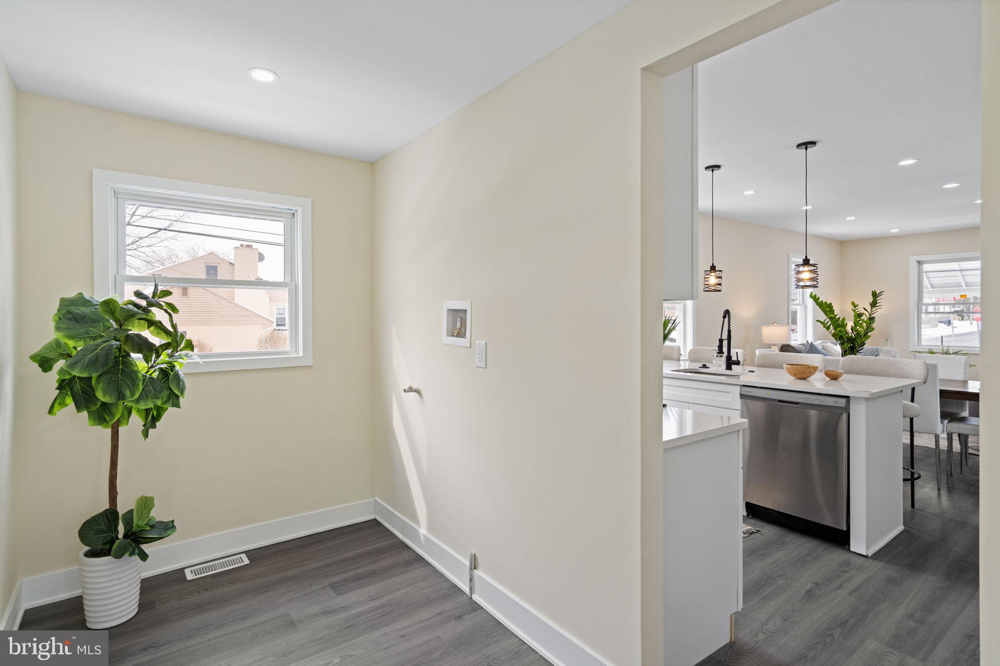 WILLOW GROVE - Residential