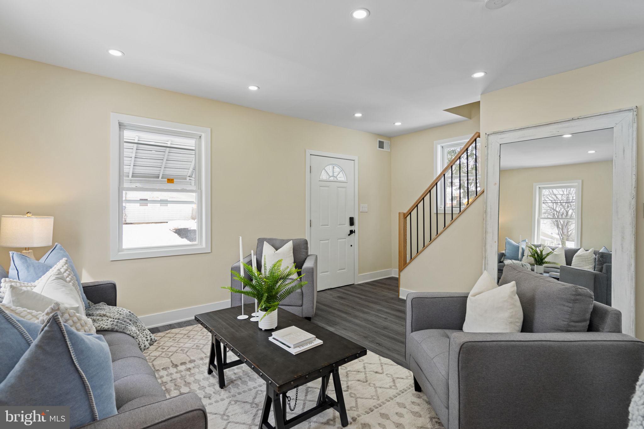 WILLOW GROVE - Residential