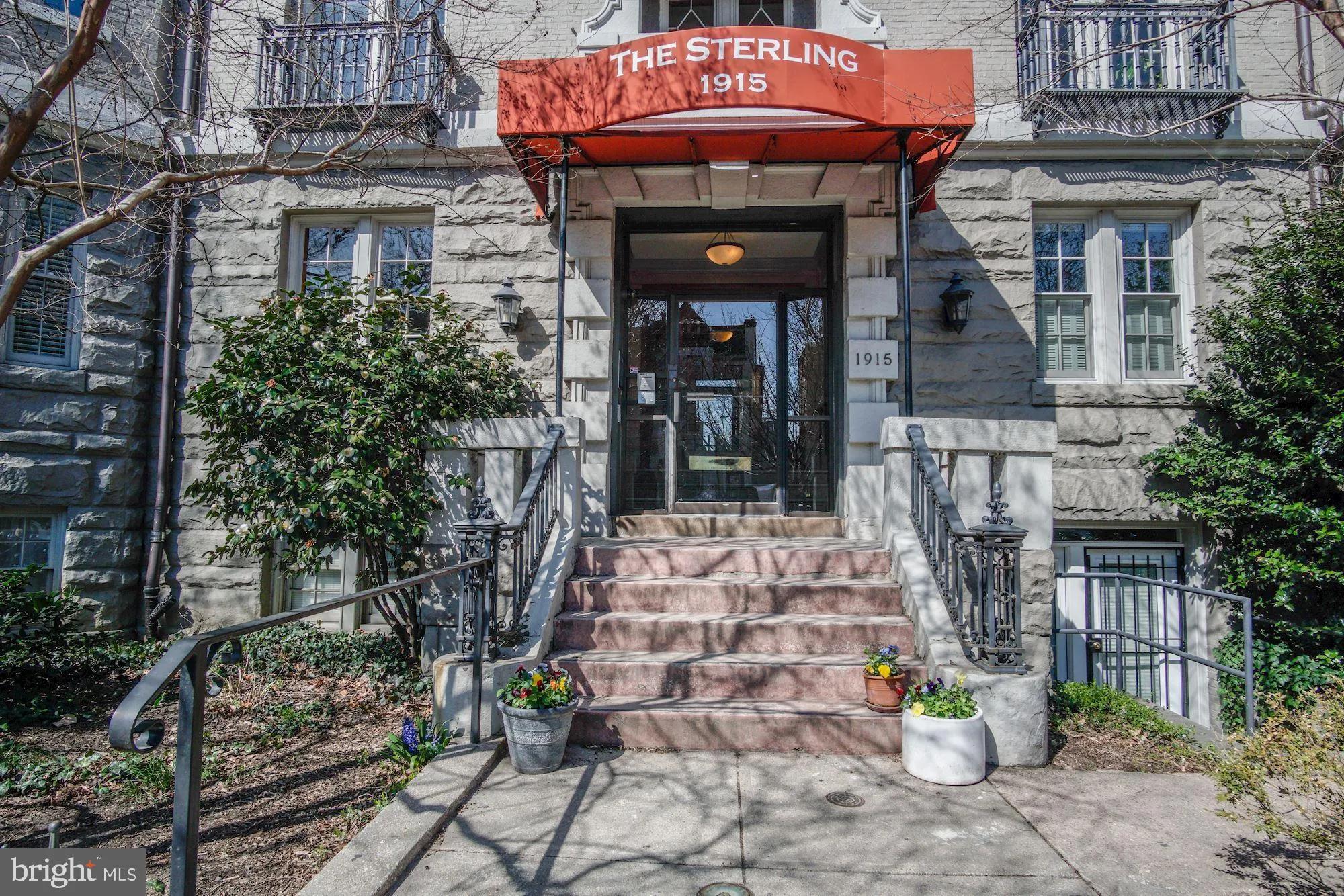 1915 Calvert Street NW Unit 203, Washington, DC 20009