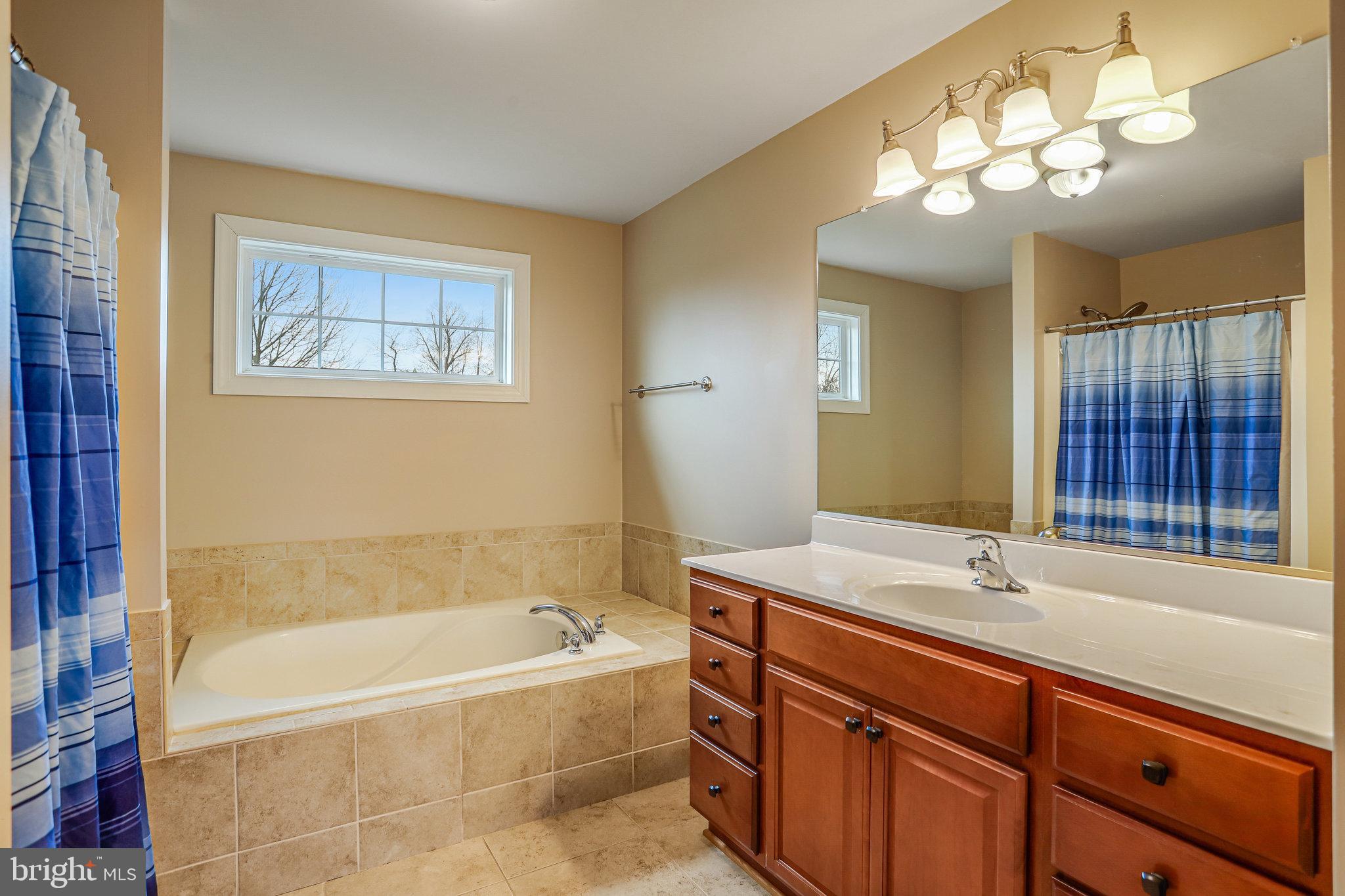 HERMITAGE - Residential